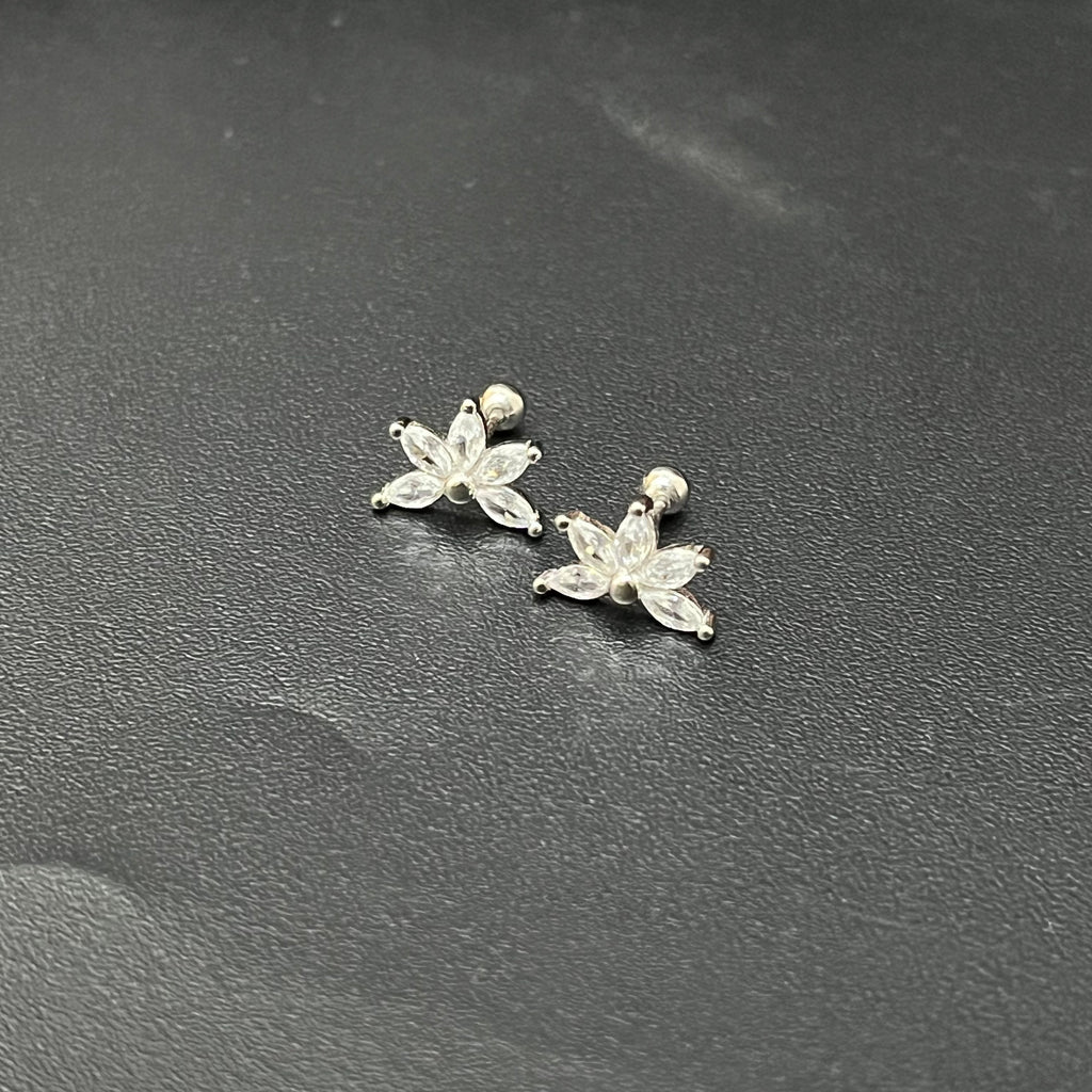 Silver Ladies Second Studs  Half Flower SS 925