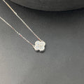 Ladies Pendant Chain Clover
