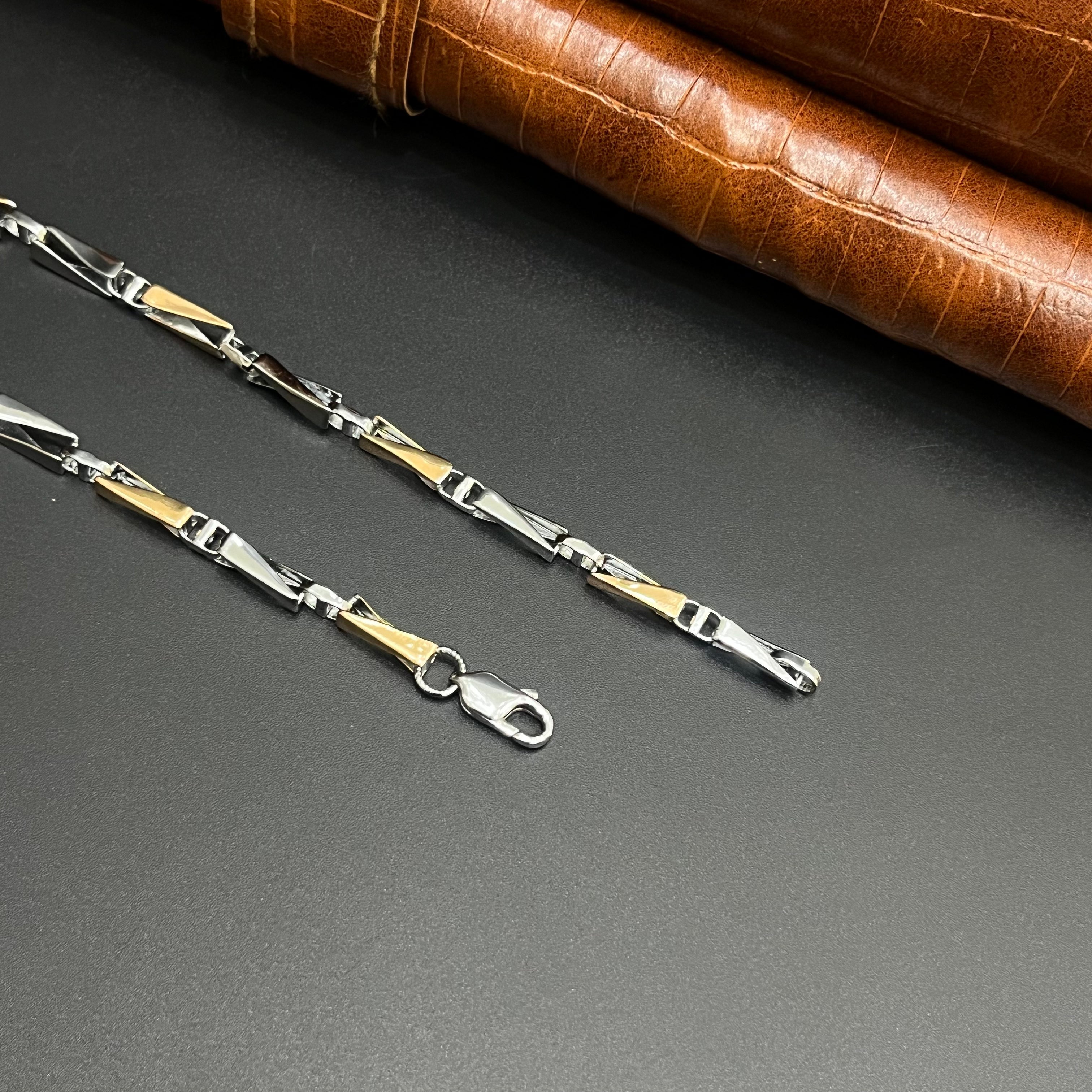 Silver Mens Chain Dual Tone Royale Twisted Lock Link 925