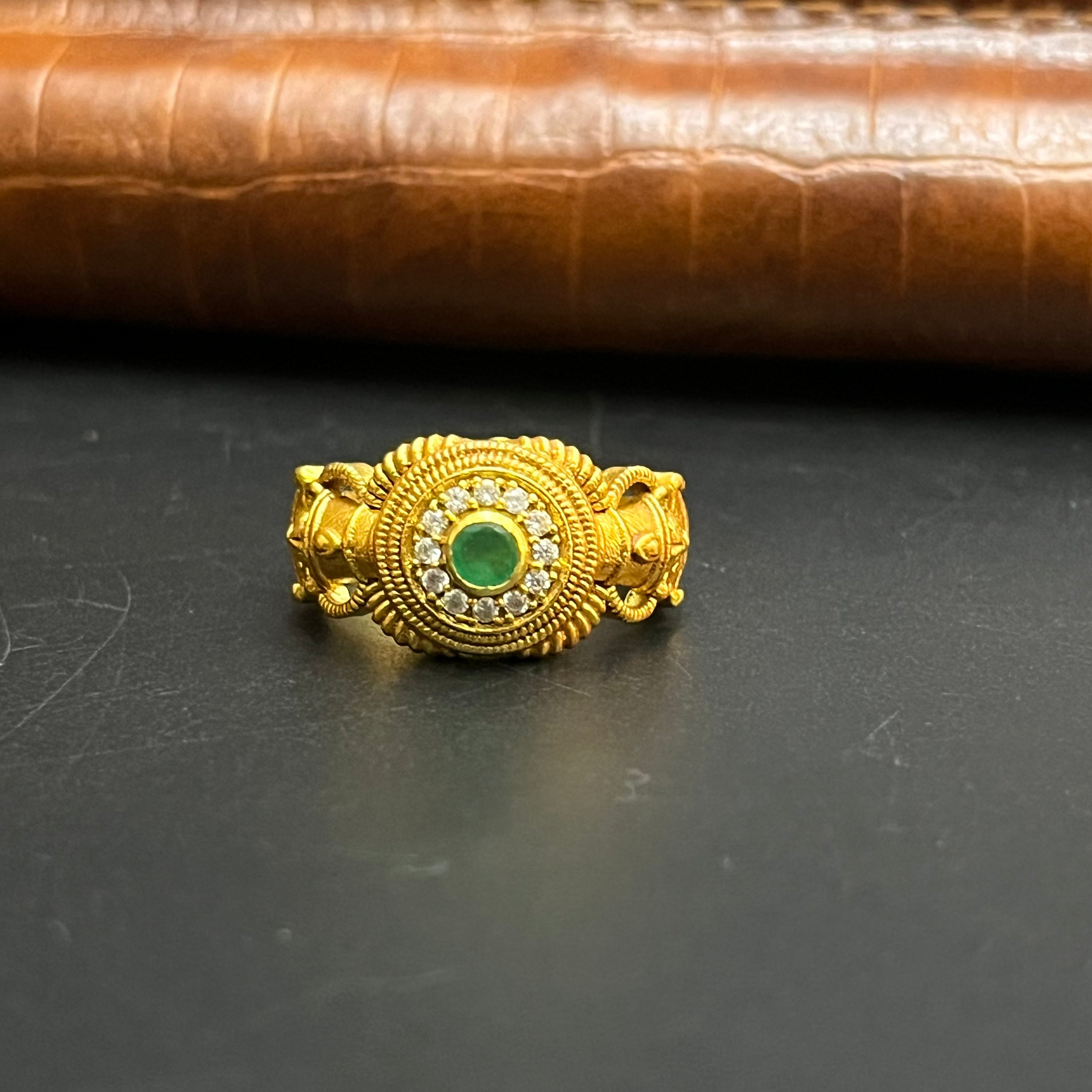 Silver Mens Ring Traditional Antique Emerald Green Lord Krishna Art Gold Finish M03 925