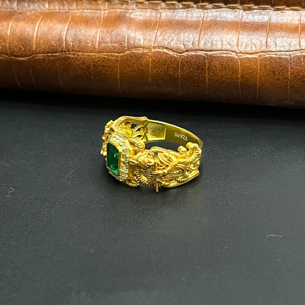 Silver Mens Ring Traditional Antique Emerald Green Lord Krishna Art Gold Finish M01 925