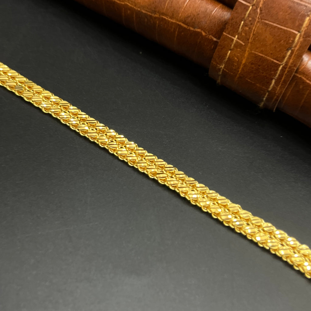 pending bracelet PHOTO