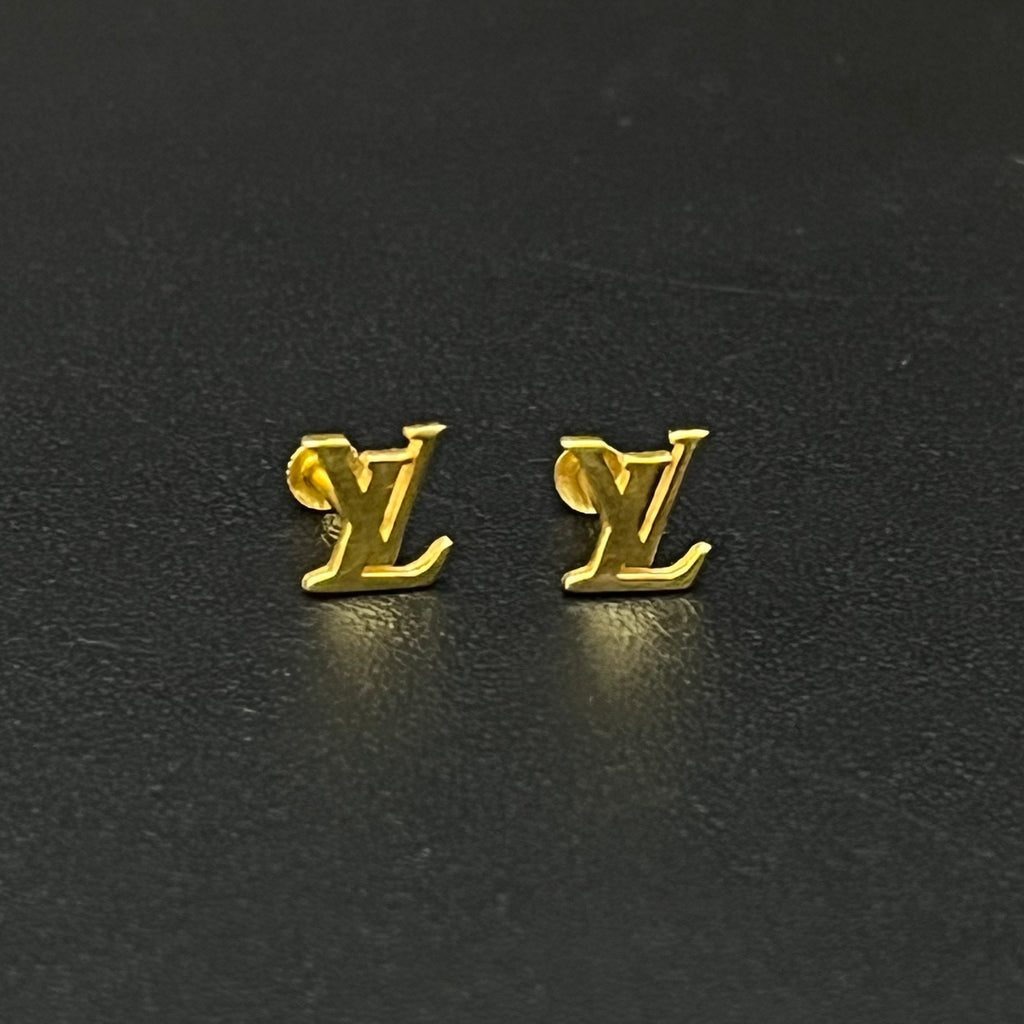 Gold Second stud LV