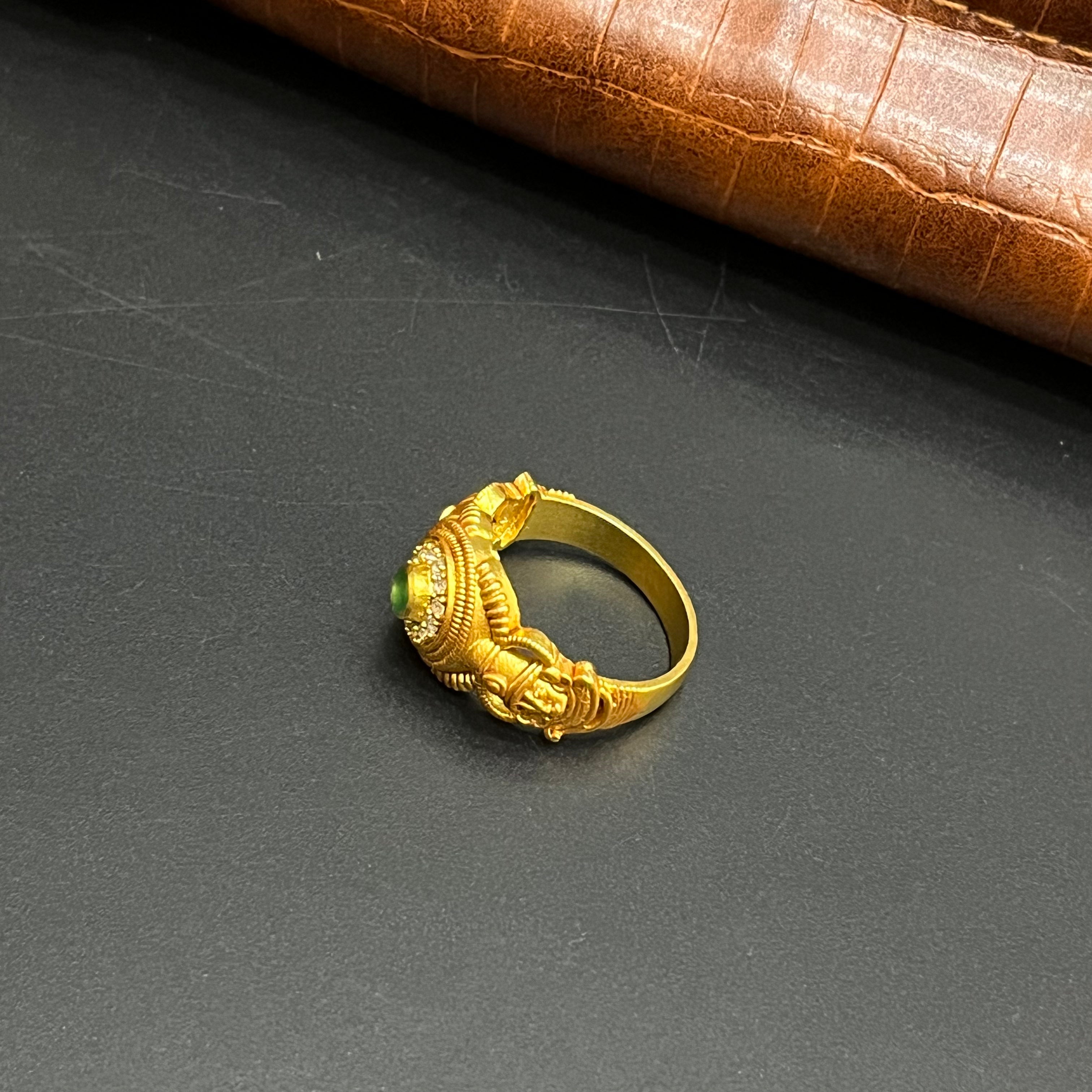 Silver Mens Ring Traditional Antique Emerald Green Lord Krishna Art Gold Finish M03 925