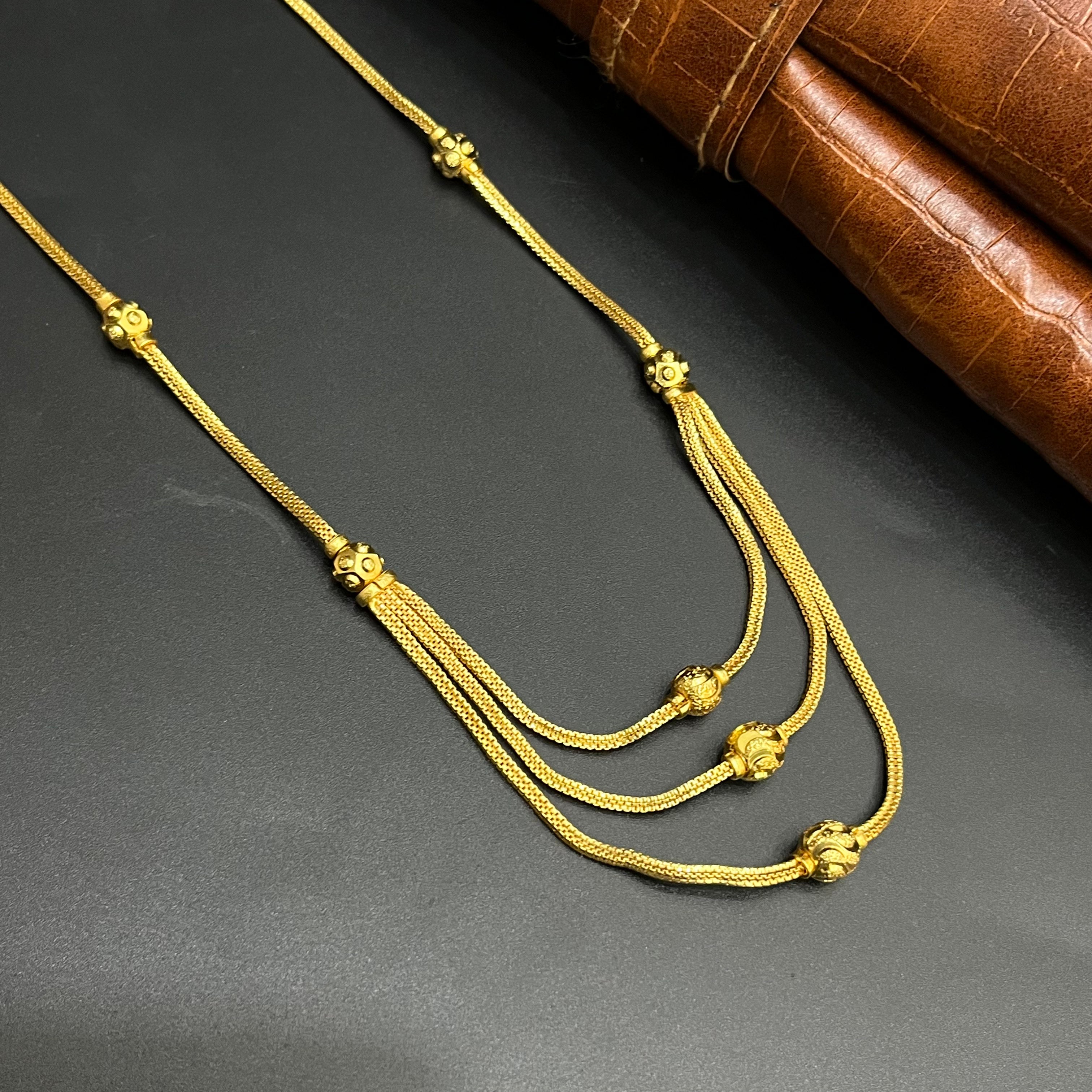 Silver Ladies Chain Elegant Three Layer With Ball Gold Finish M01 925