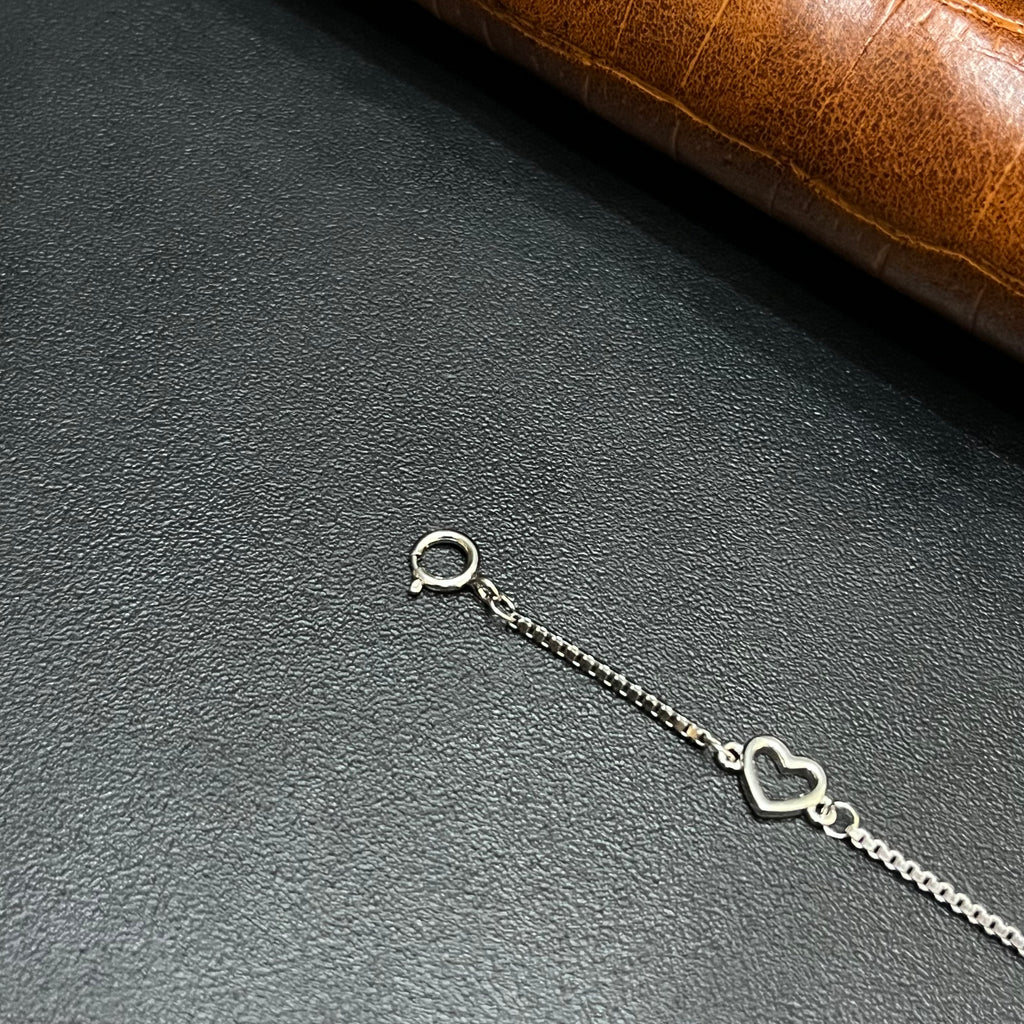 Silver Ladies Bracelet Five Heart Shape 925