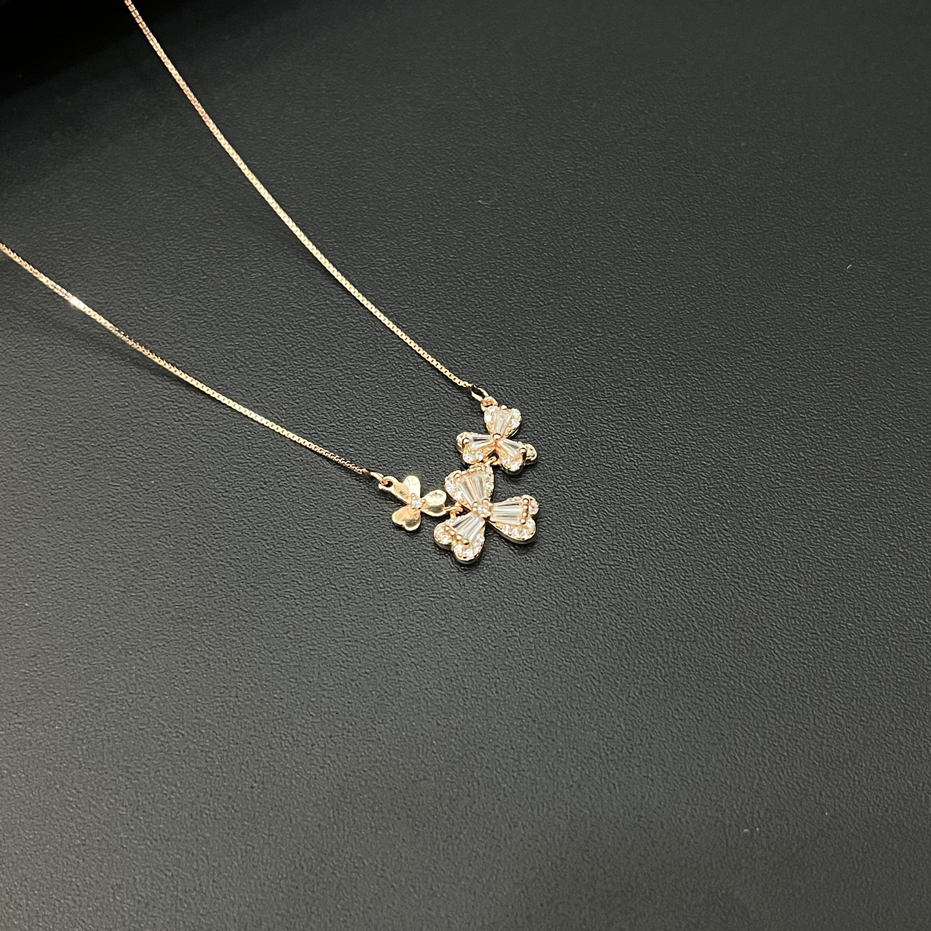 Silver Ladies Chain Petal 3
