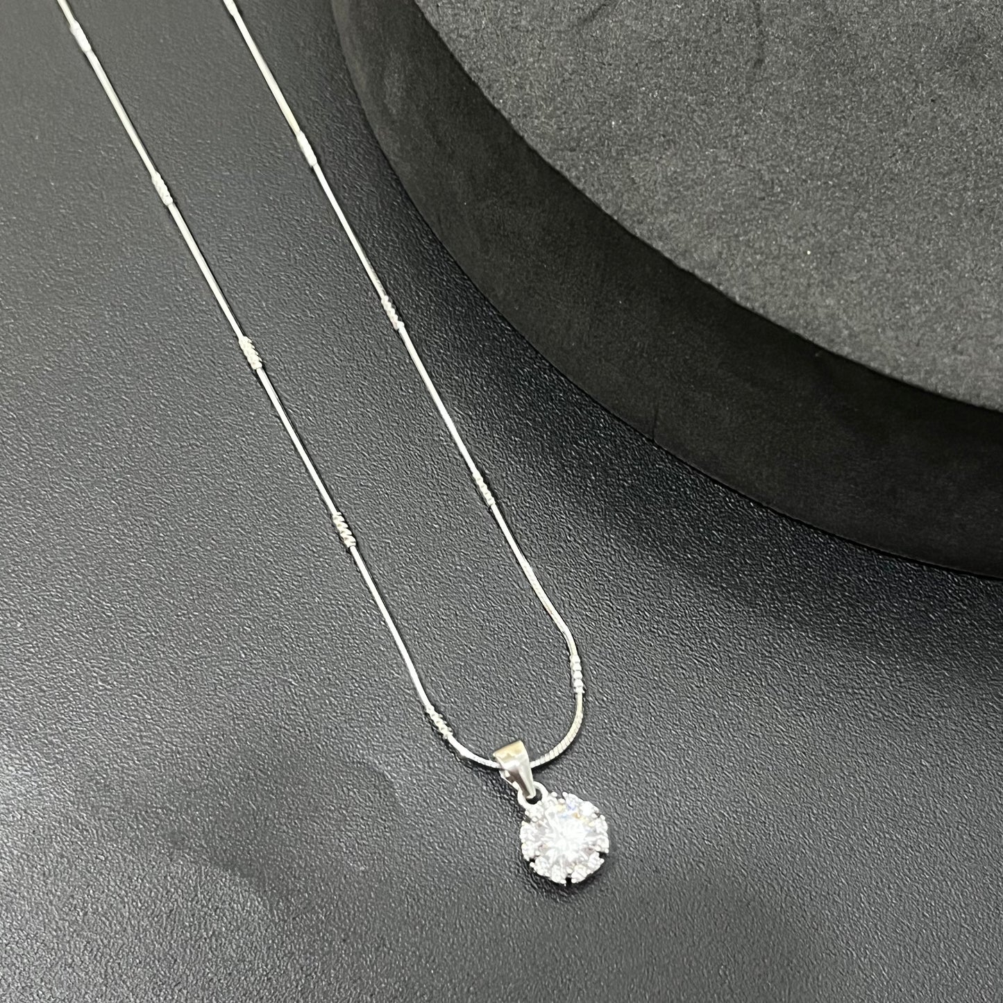 Ladies Pendant Chain Flower Stone Design