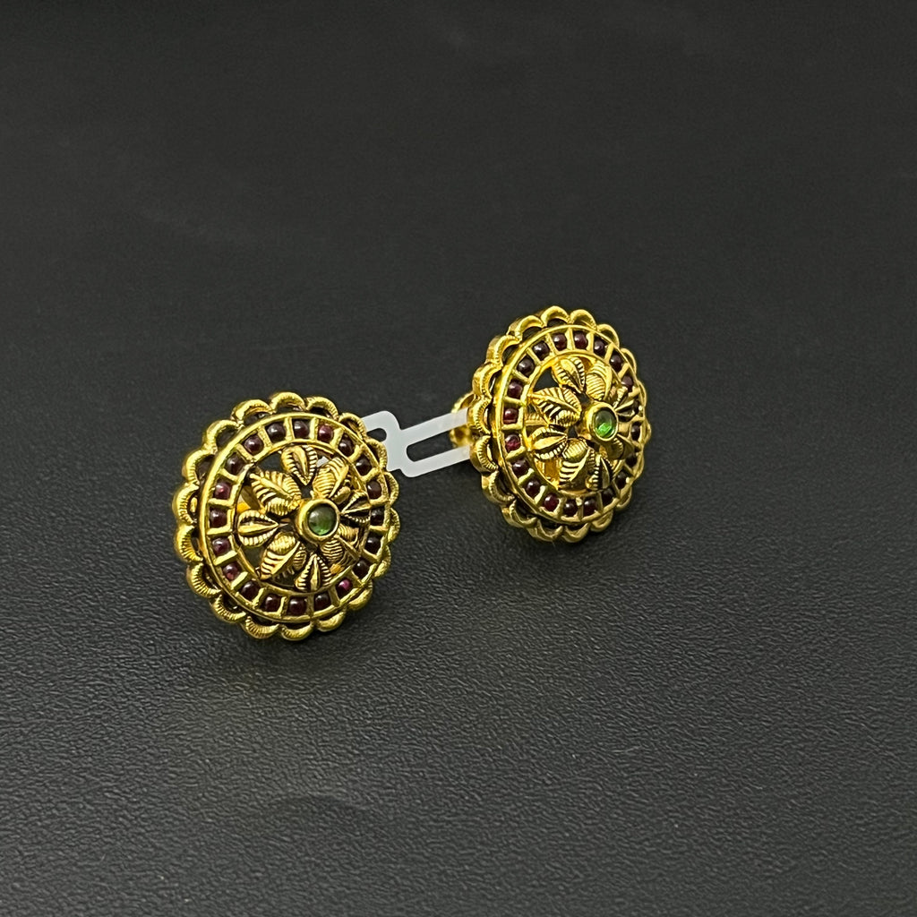 Silver Stud Round Antique Gold Finsihed 925 2