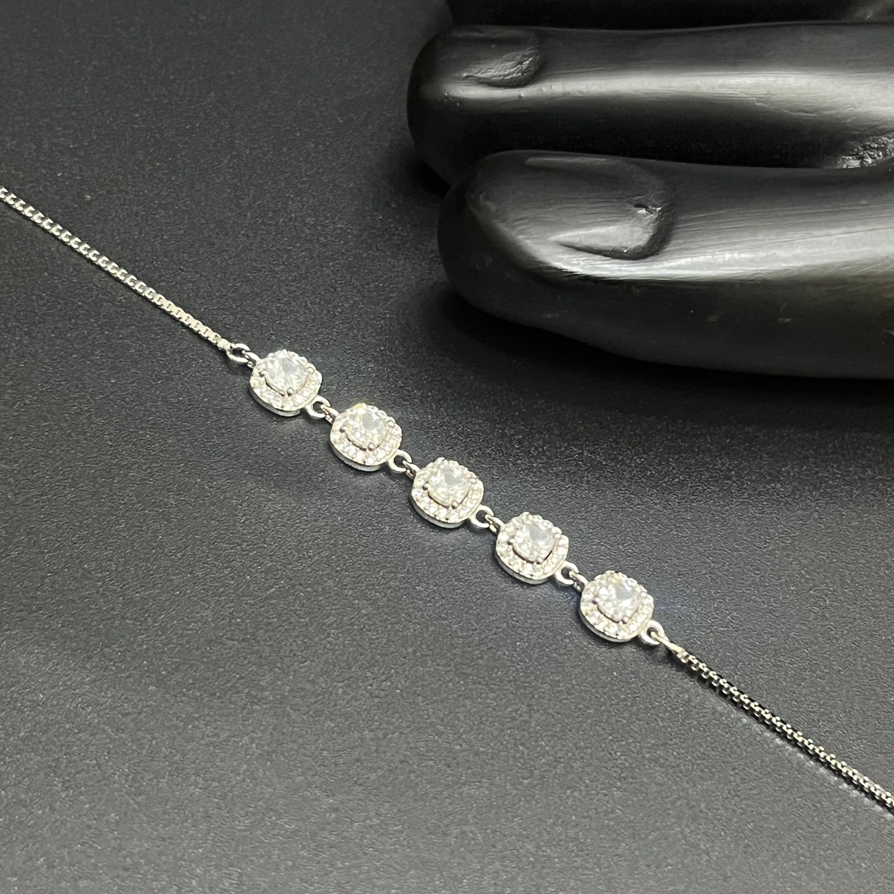 Silver Ladies Anklet Elegant Bloom Circle 925