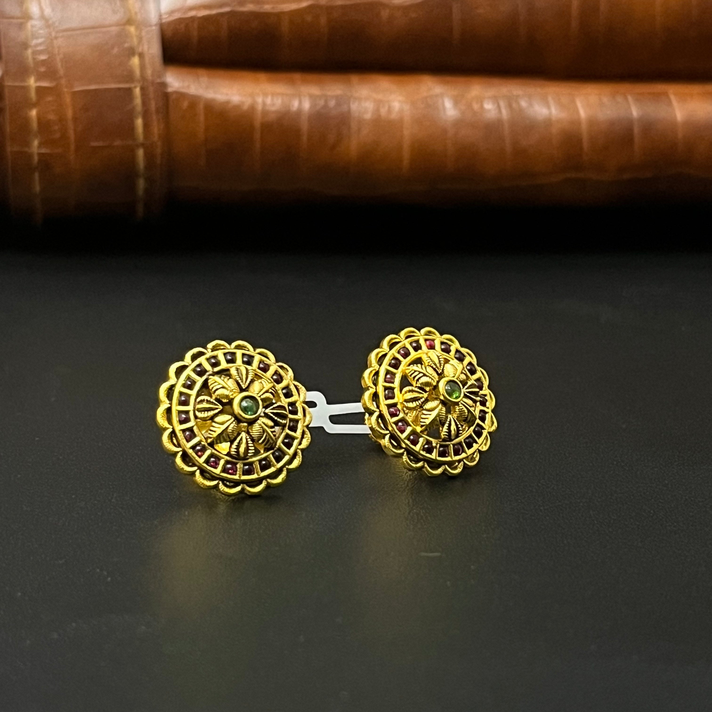 Silver Stud Round Antique Gold Finsihed 925 2