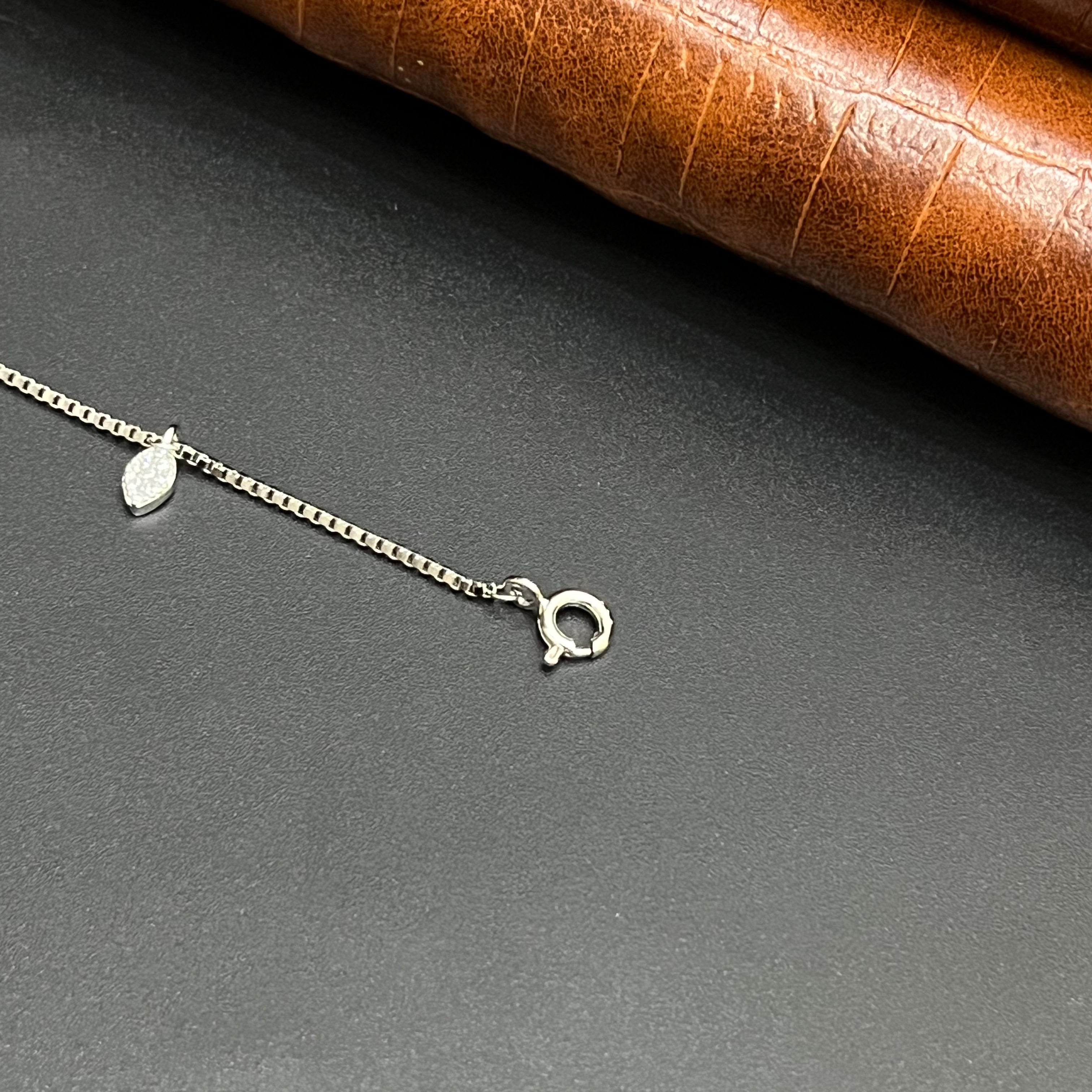 Silver Ladies Bracelet Royal White Leaf Charm 925