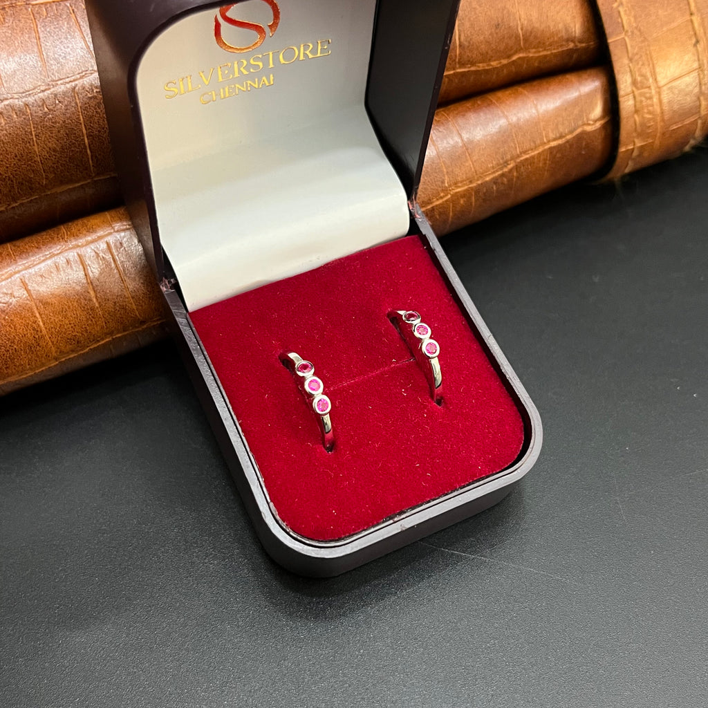 Silver Ladies Toe Rings 3 Pink Stones 925
