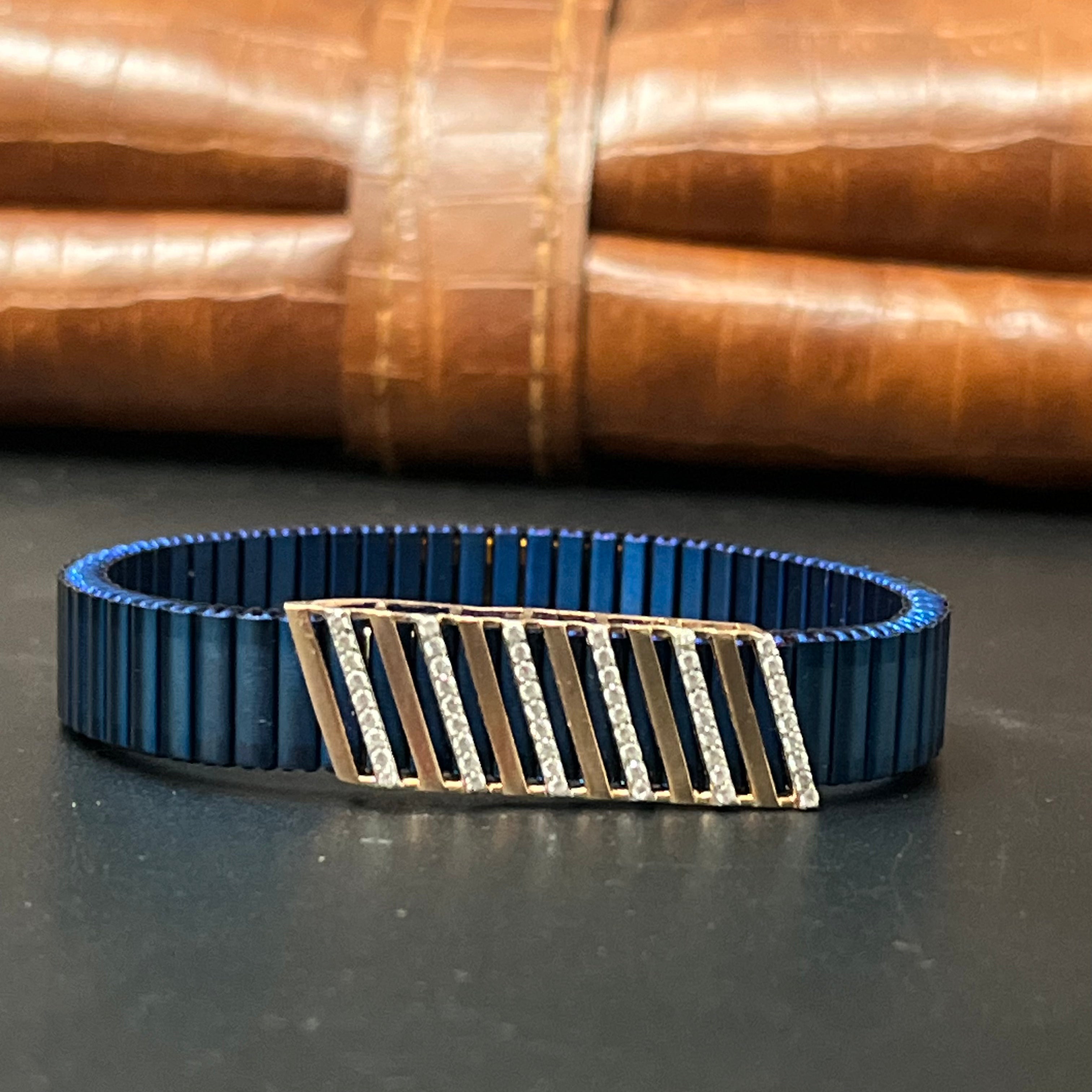 Silver Mens Flexible Bracelet Blue Band Lines 925