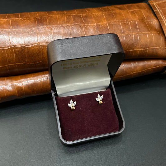 Silver Second Studs Heat Clover RG