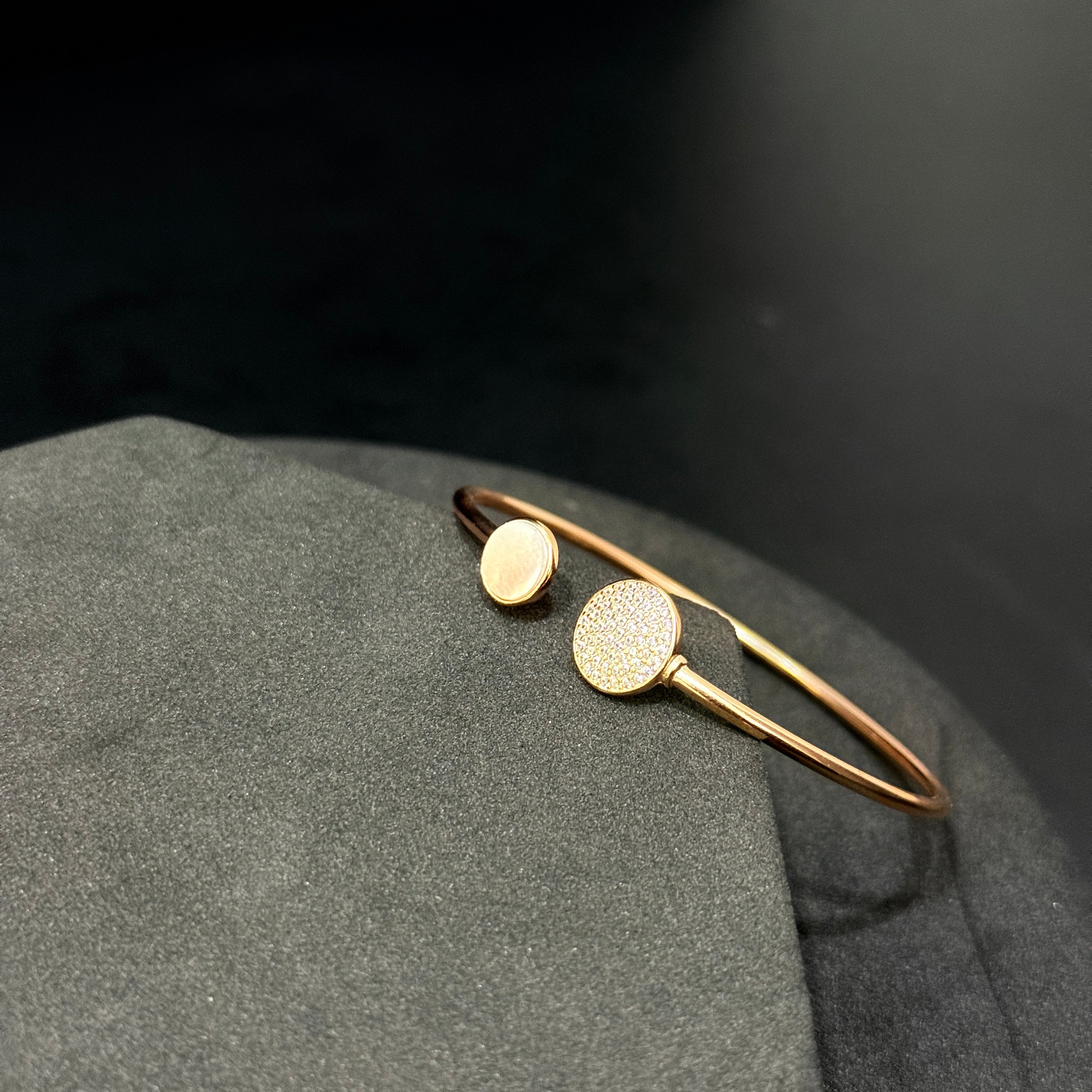 Ladies Silver Kada_The Classic Curve RG