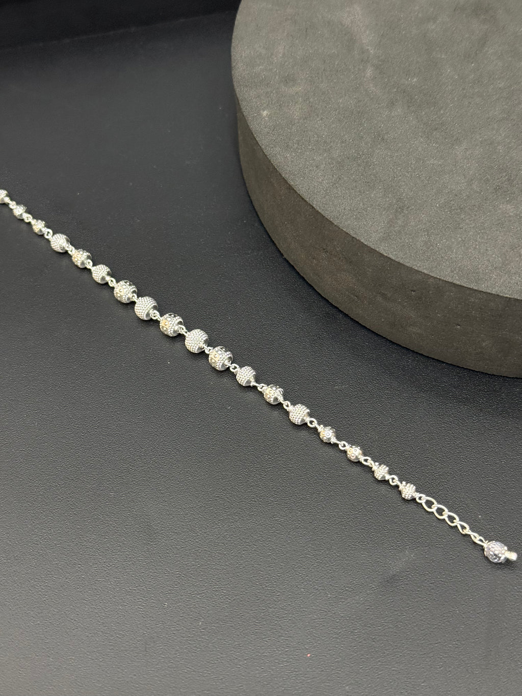 Silver Ladies Bracelet CNC Balls C01
