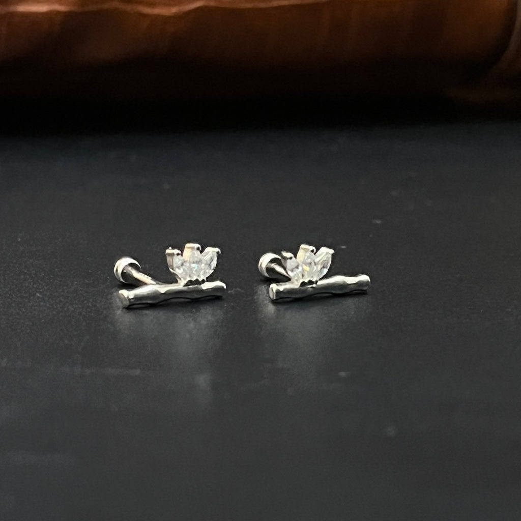 Silver Ladies Second Stud Triple White Lotus