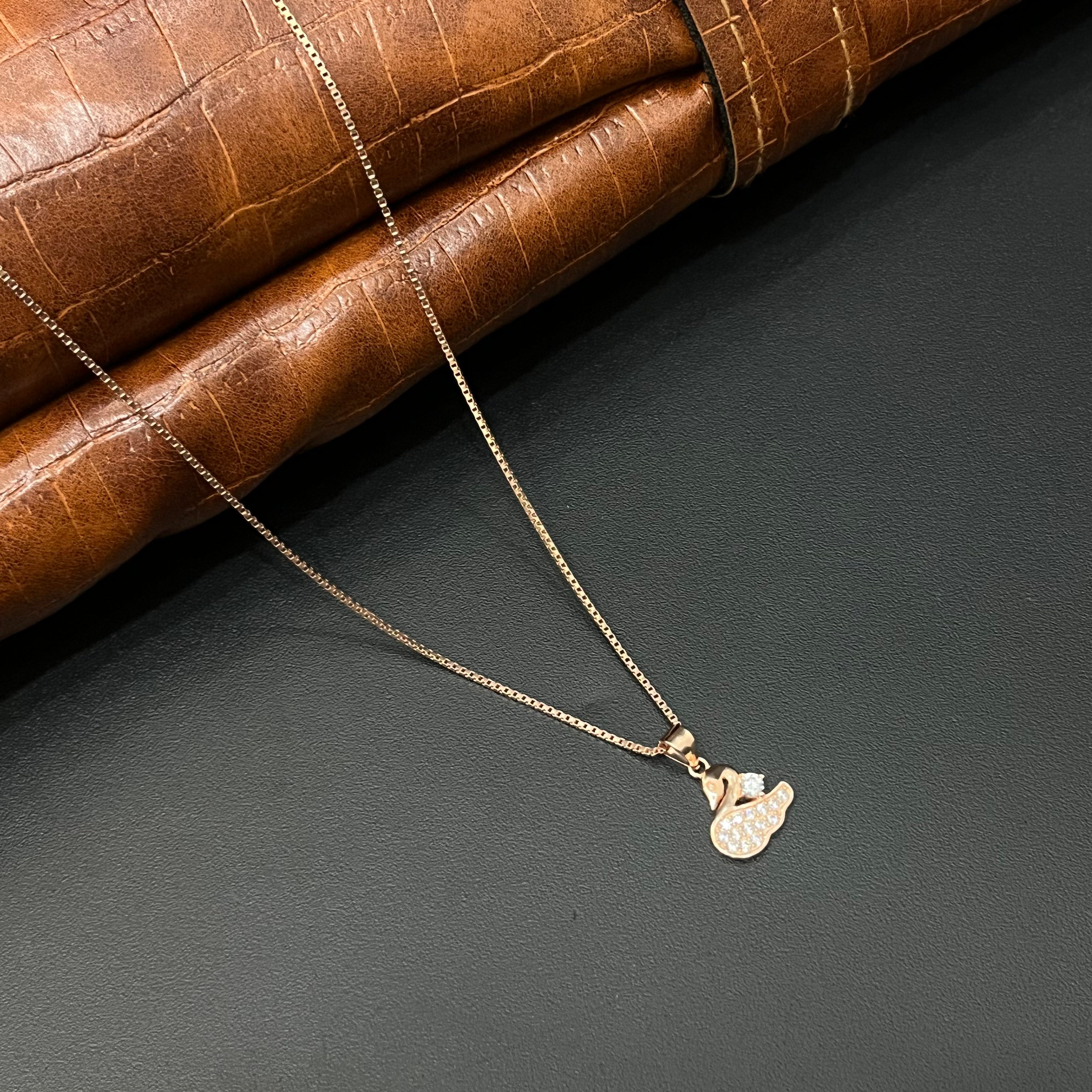 Silver Ladies Chain Swan Iconic rosegold