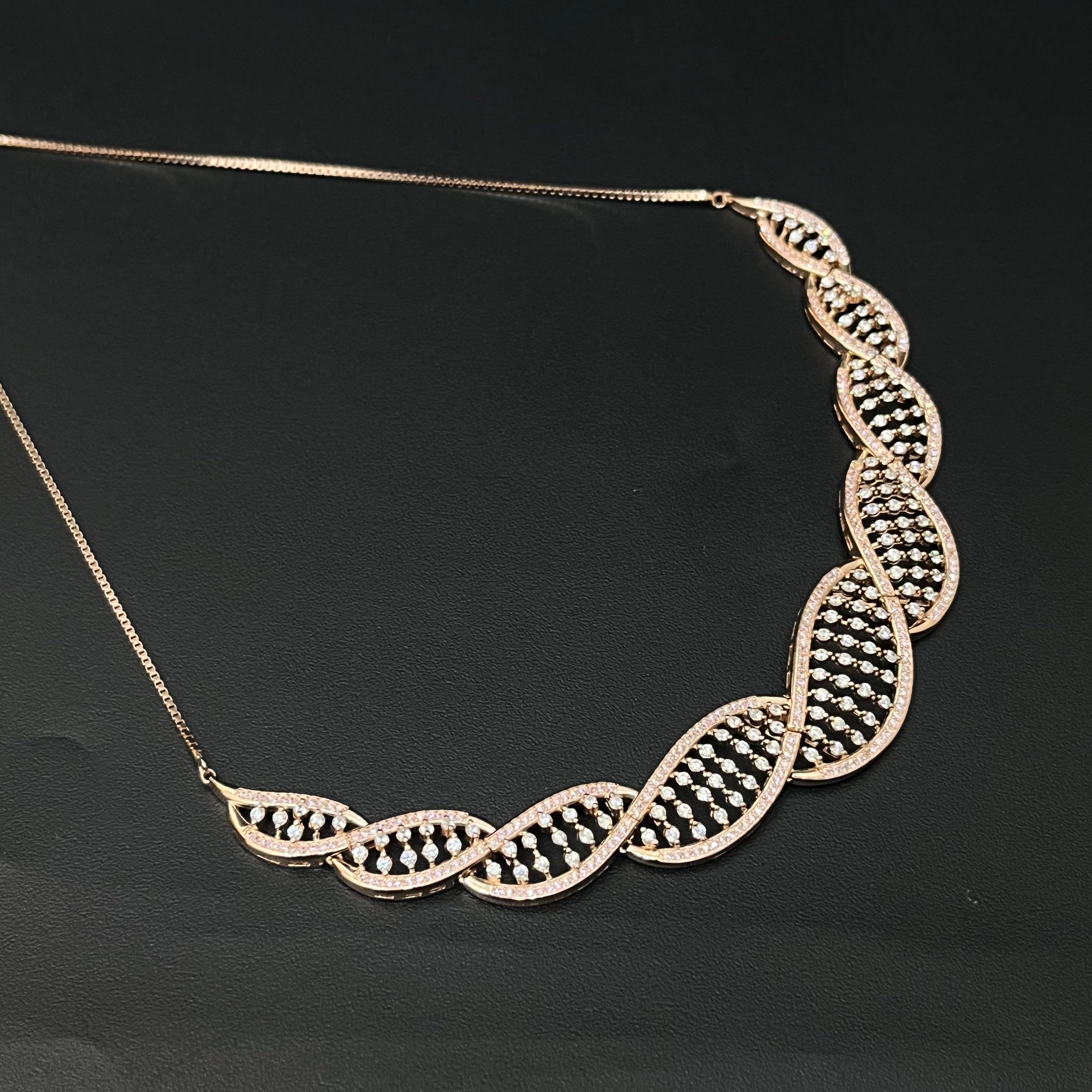 Silver Ladies DNA Design Rosegold Necklace