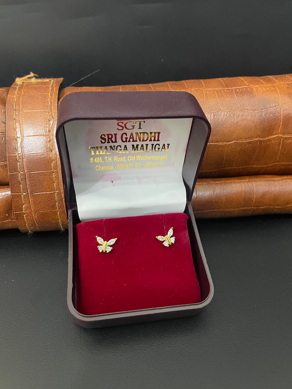 Silver Second Stud Butterfly Lines Gold Finished