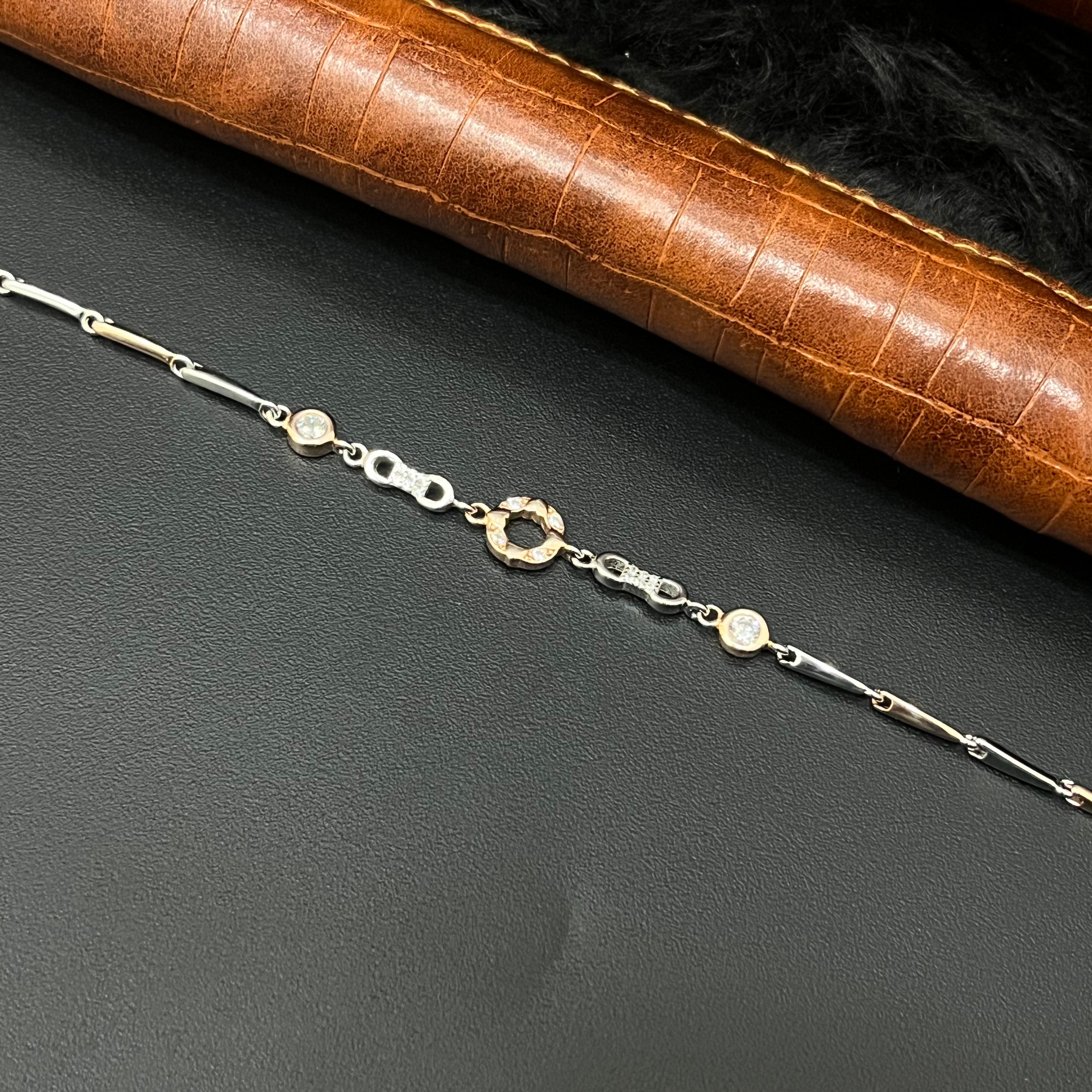 Silver Ladies Bracelet Infinity & Heartz Rosegold