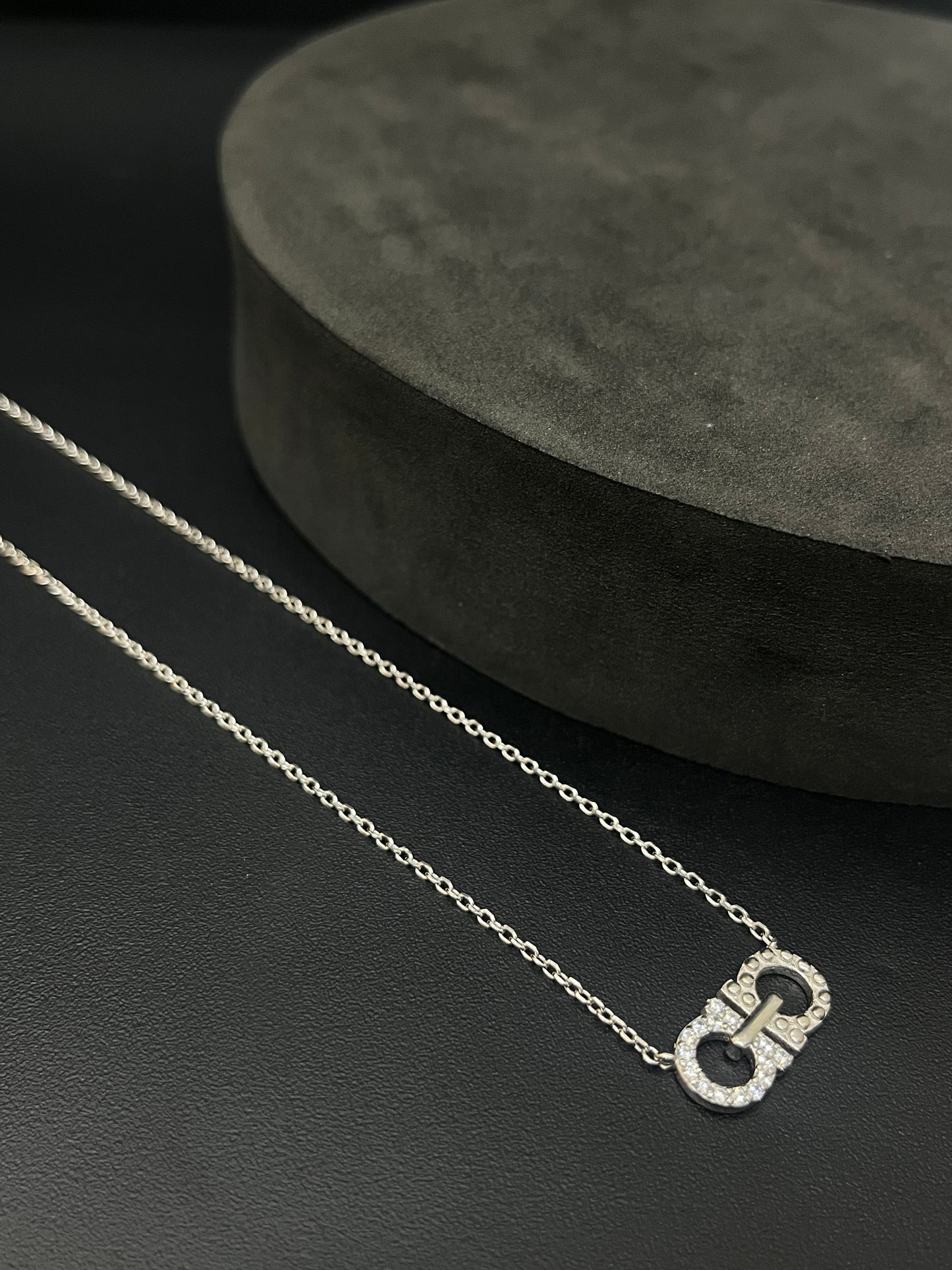 Ladies Silver Chain Locket