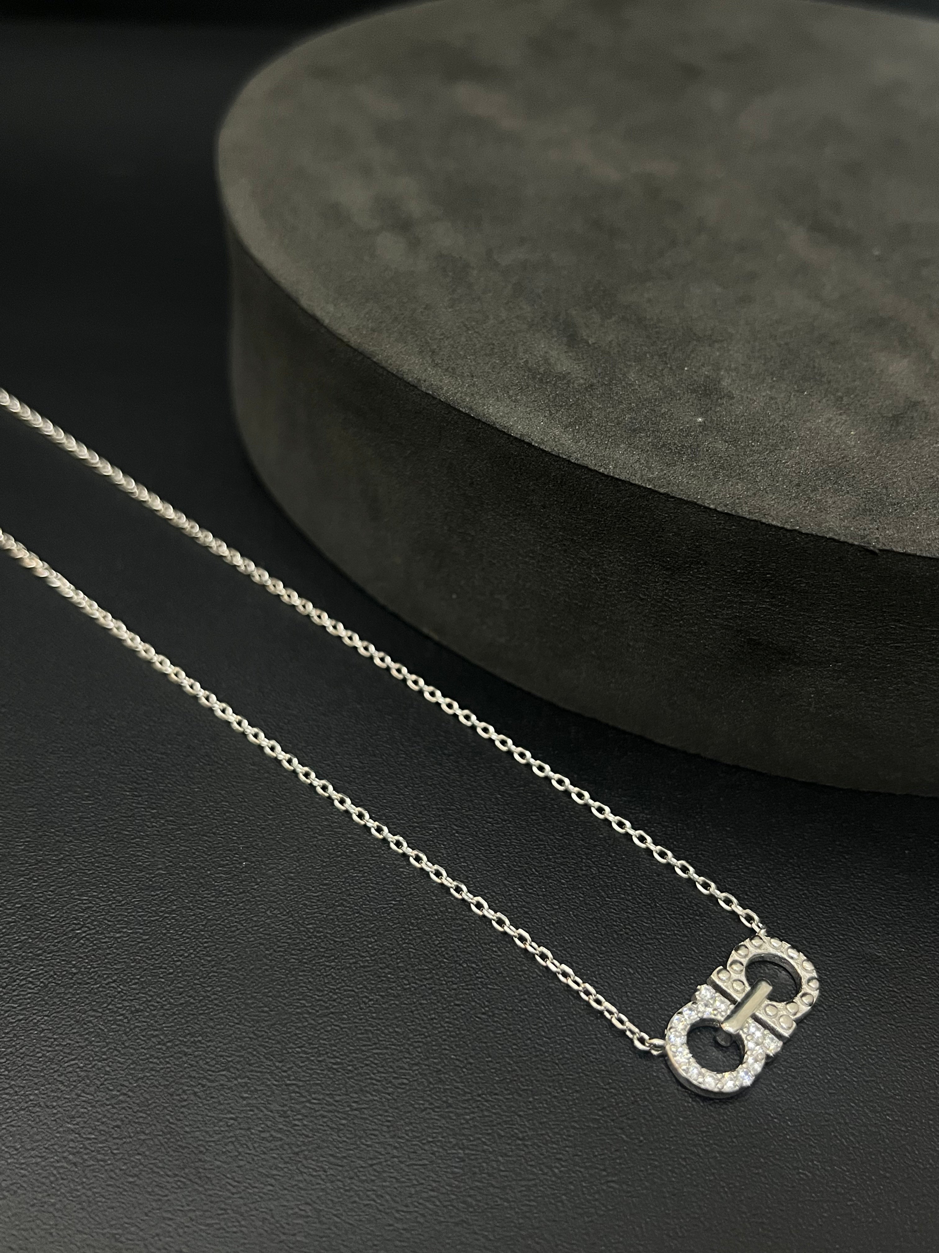 Ladies Silver Chain Locket