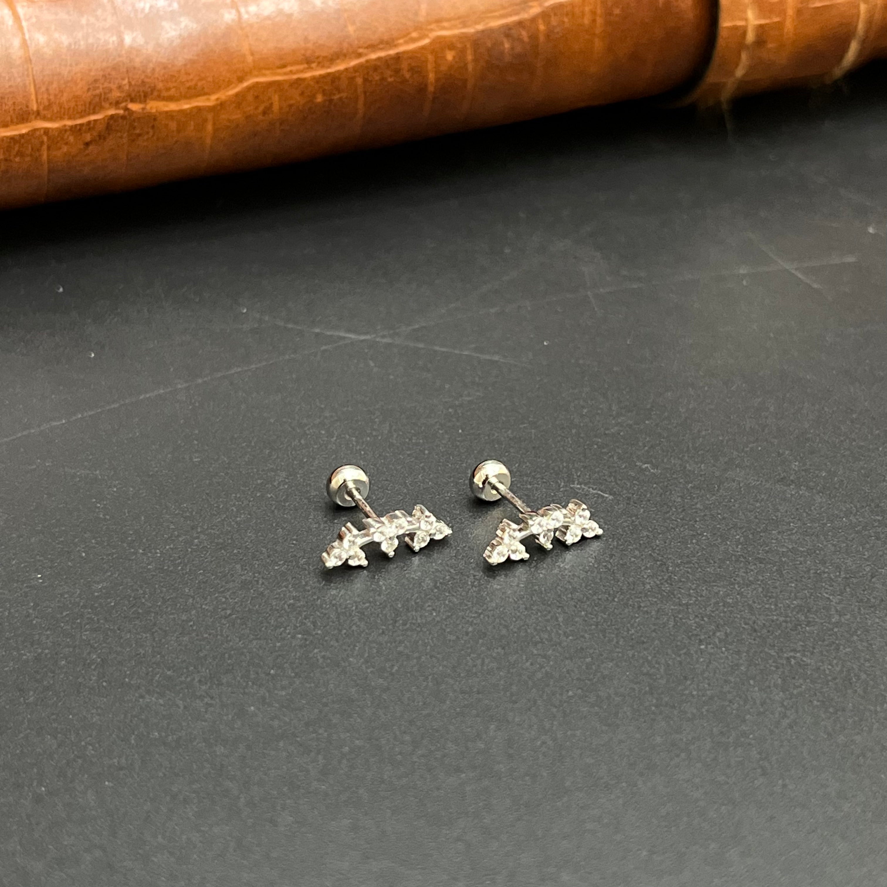 Silver Second Studs 3 Parallel AD stones 925