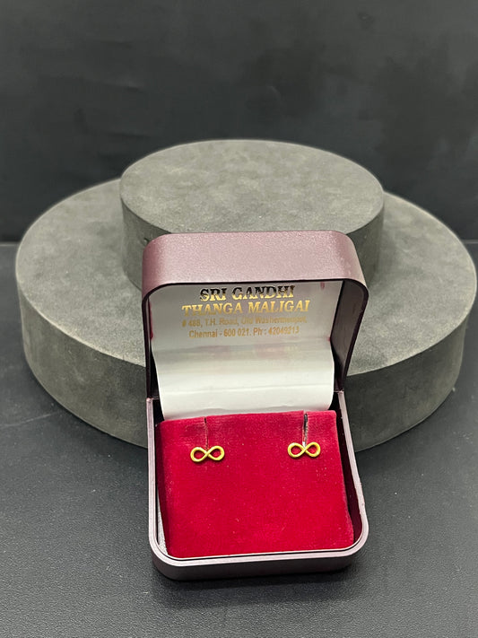 Gold infinity Studs 18K
