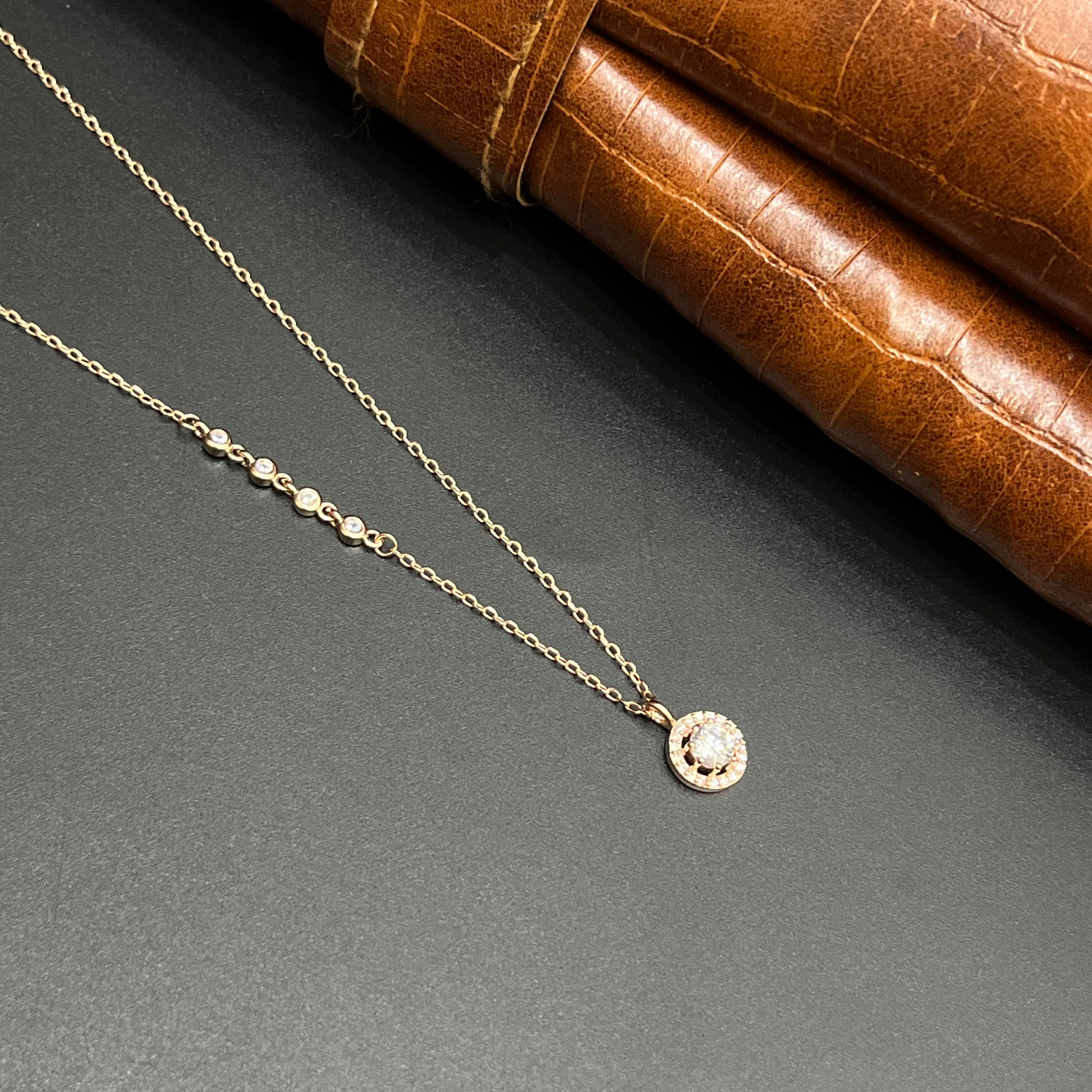 Silver Ladies Pendant Chain Classic Round Halo Elegance Rose Gold 925