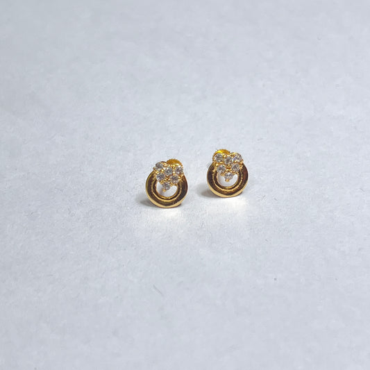 Gold Studs Heart & Circle