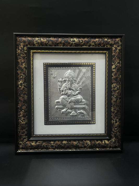 Pure Silver Ganesha Frame 999 S