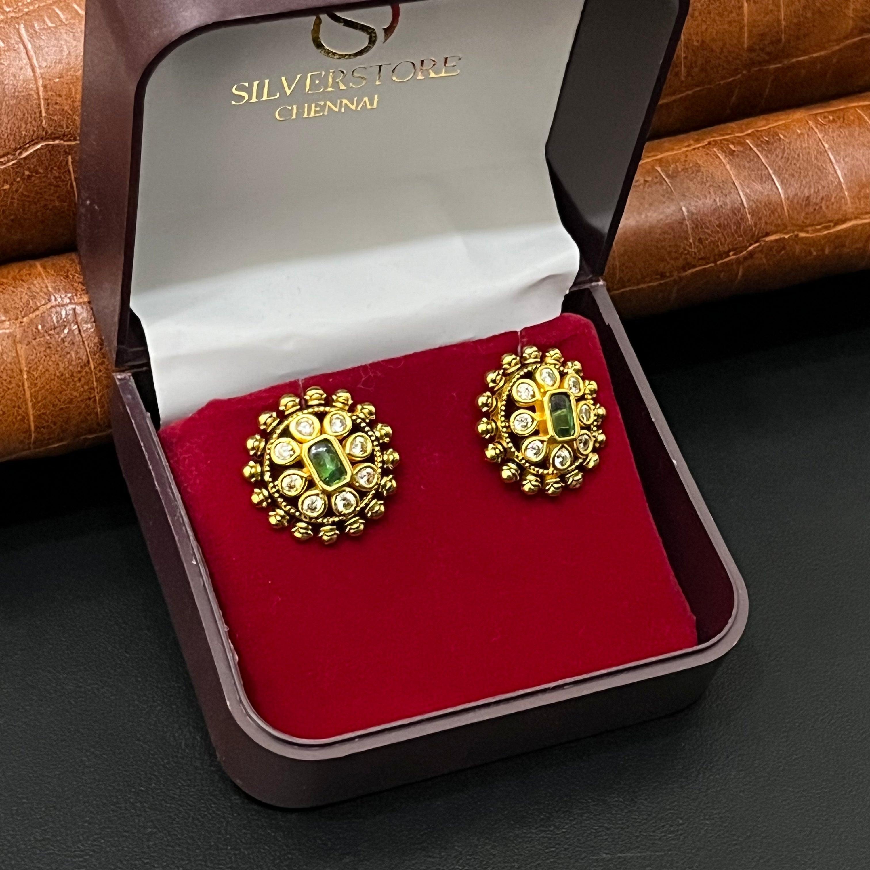 Silver Stud Round Antique Gold Finsihed 925 5