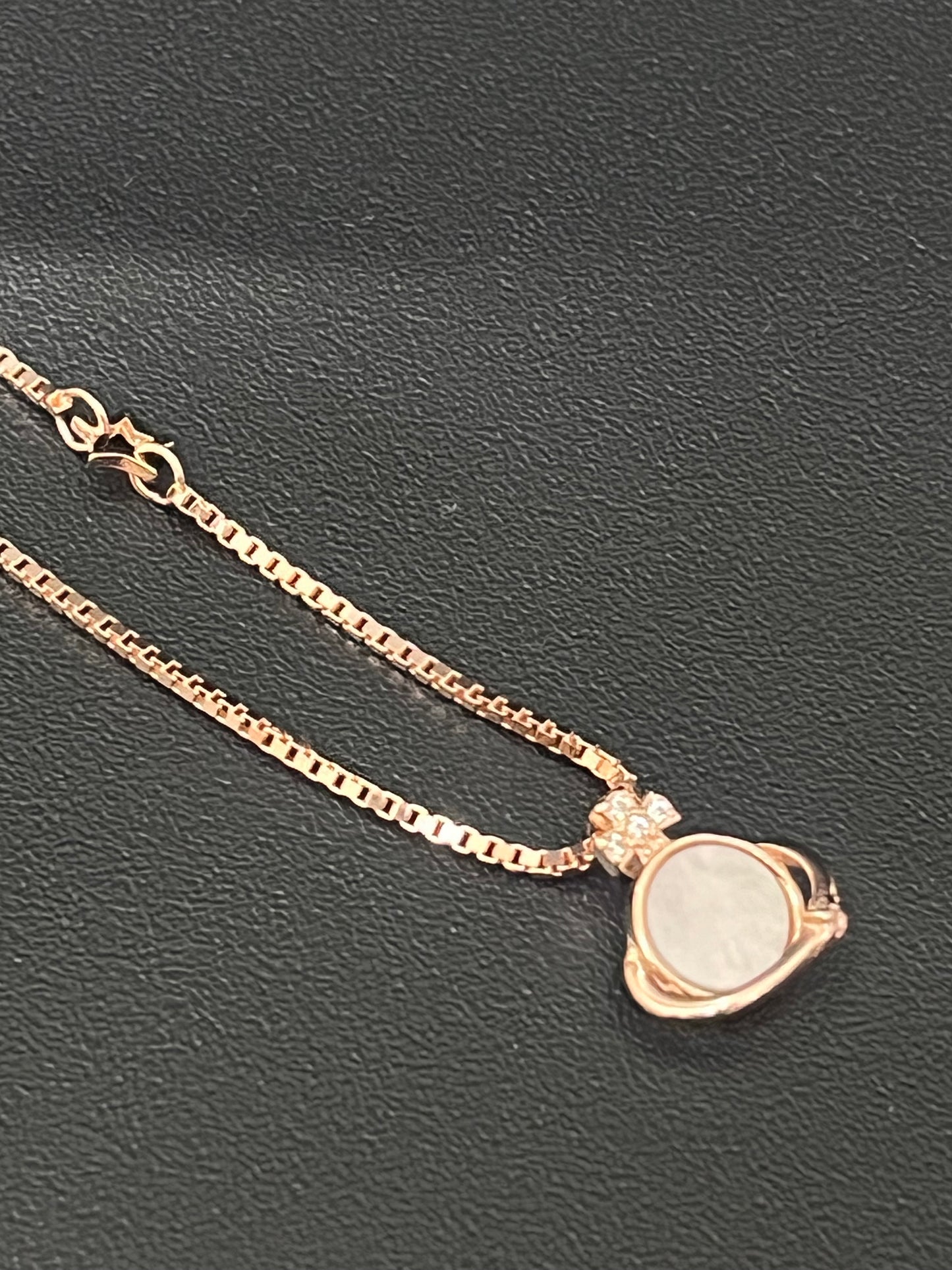 Ladies Pendant Chain _Italian Circle