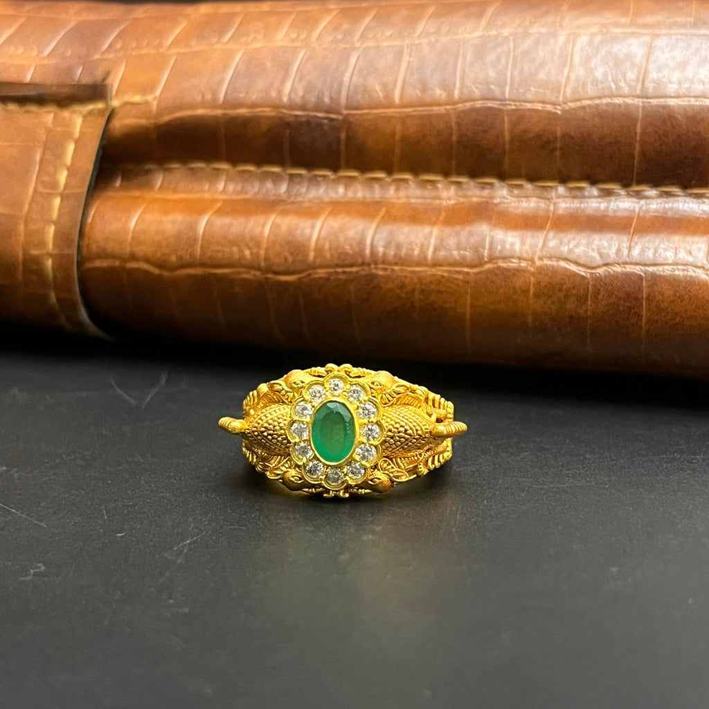 Silver Mens Ring Traditional Antique Emerald Green Ganesha Art Gold Finish M02 925