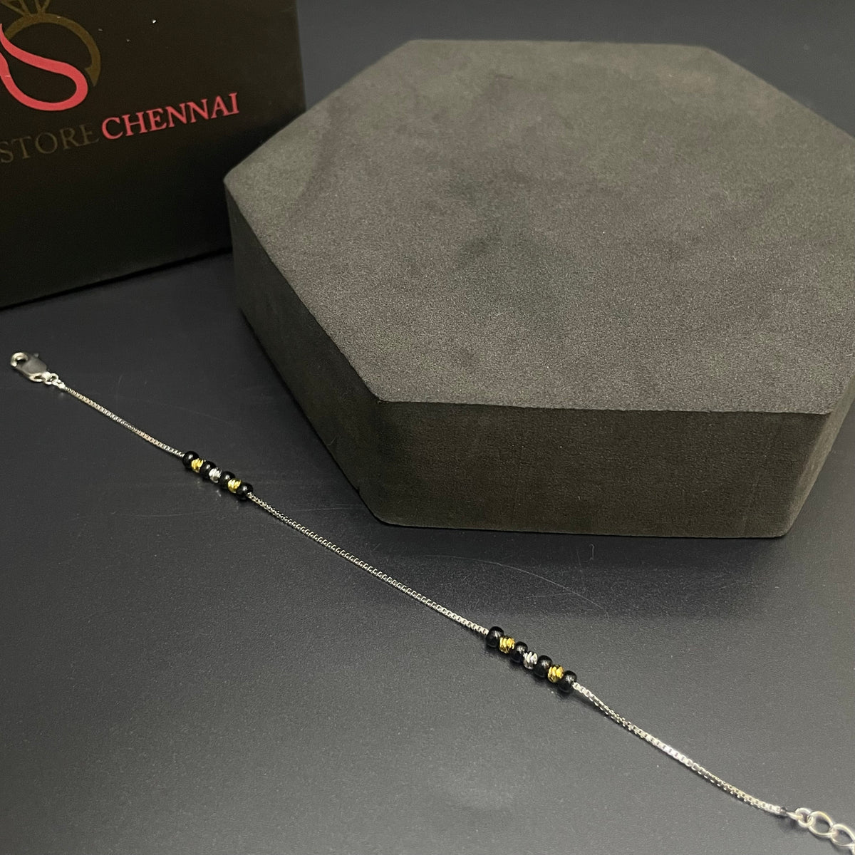 Silver Ladies Bracelet Black Beeds 925