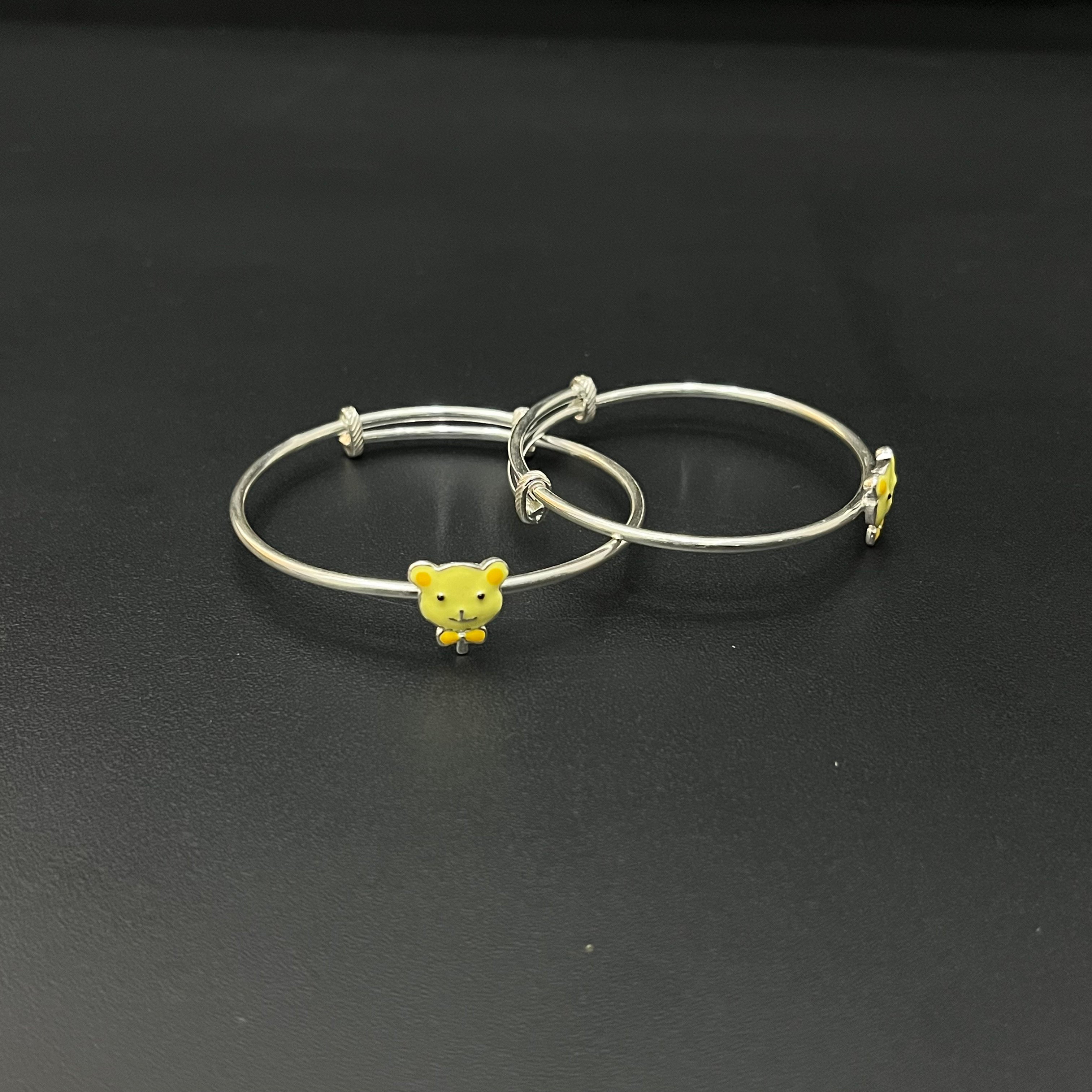 Silver Baby kada Yellow Cartoon