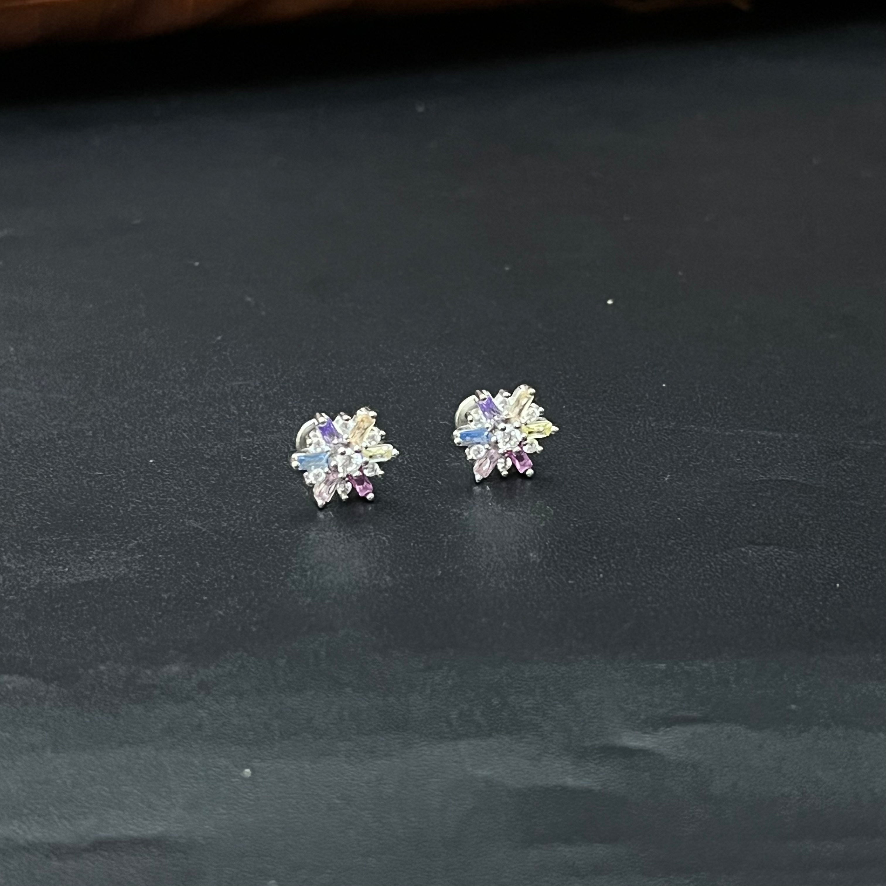 Silver Ladies Stud Crystal White
