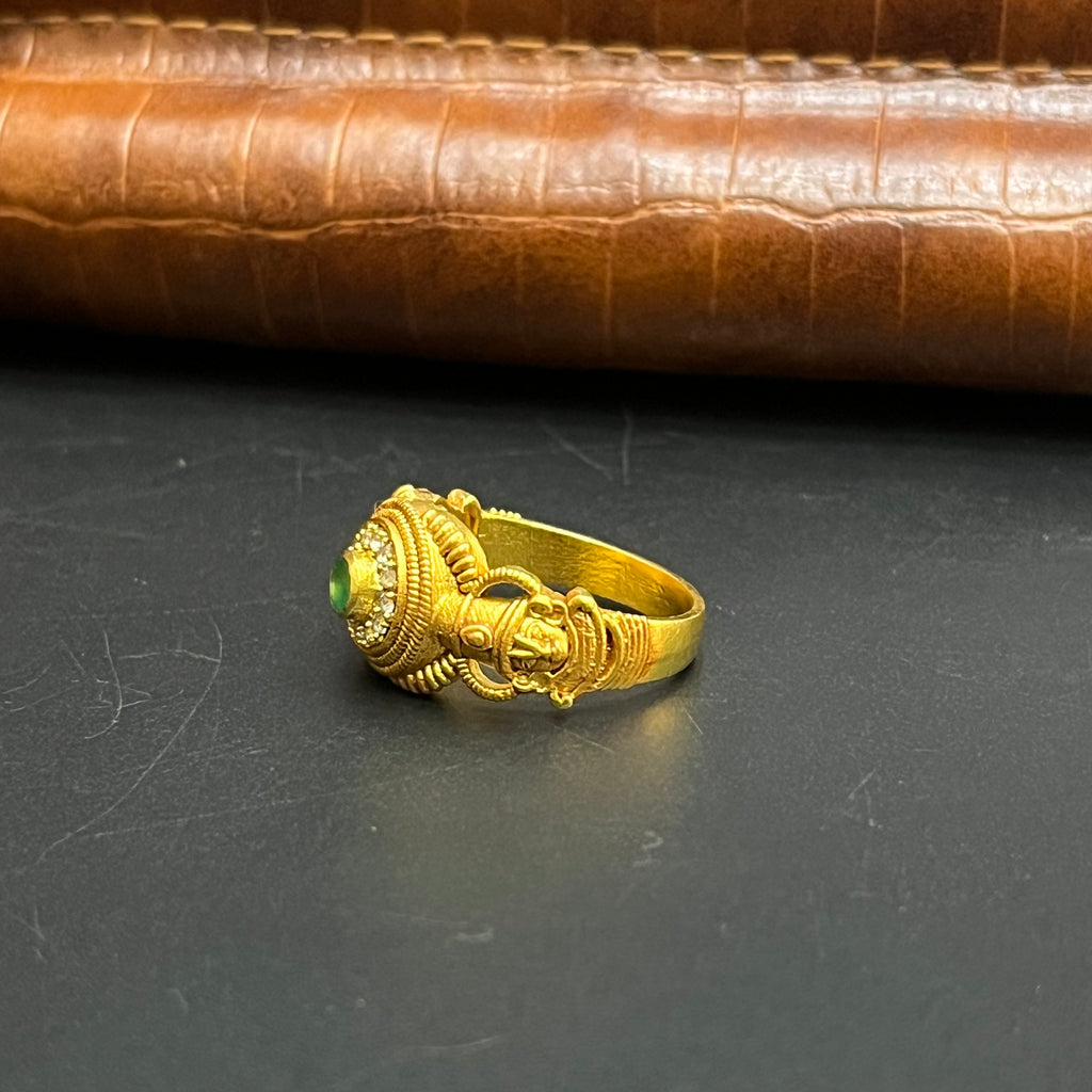 Silver Mens Ring Traditional Antique Emerald Green Lord Krishna Art Gold Finish M03 925