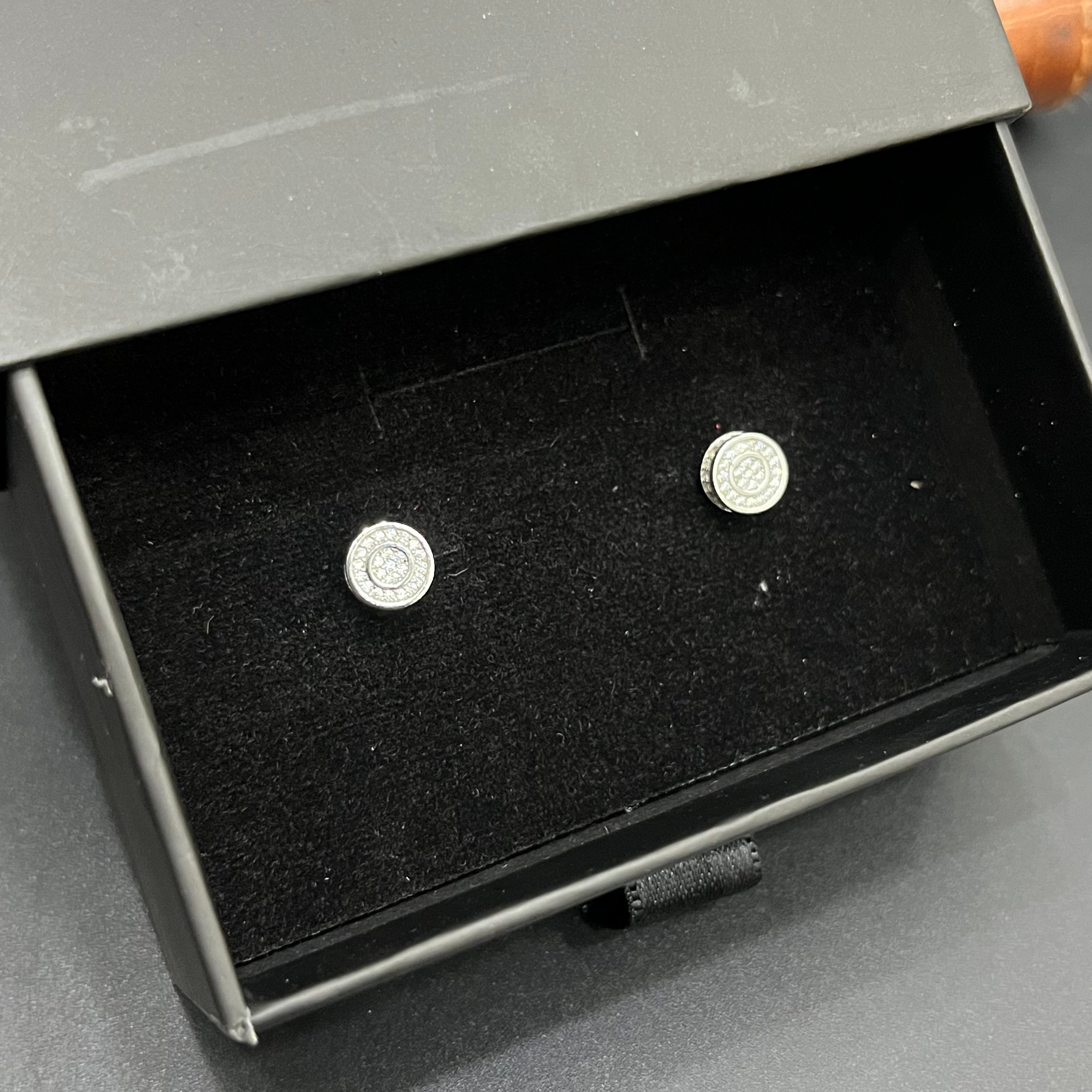 Silver Mens Stud Classic Round Sparkle 925