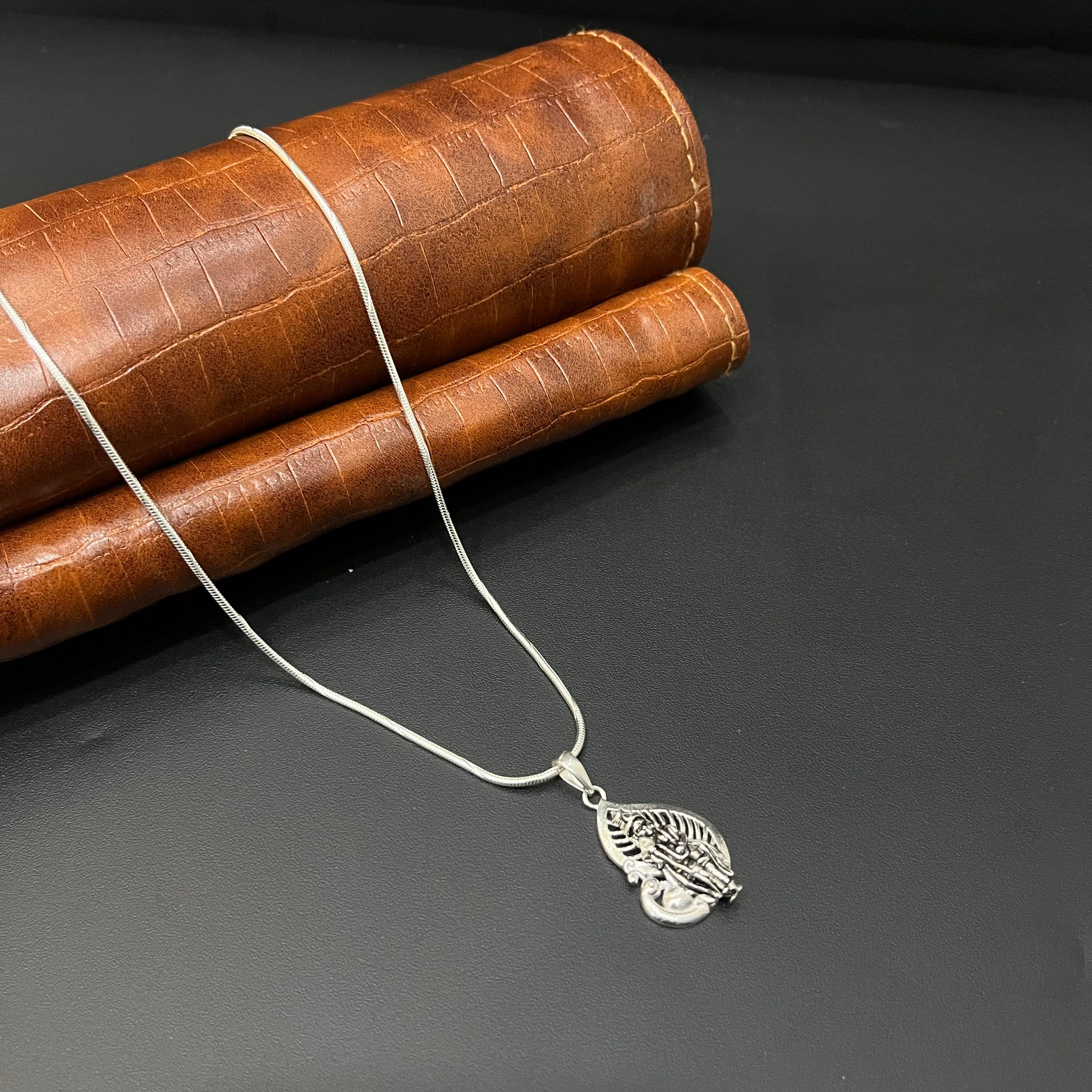 Silver Murgar Pendant DS09