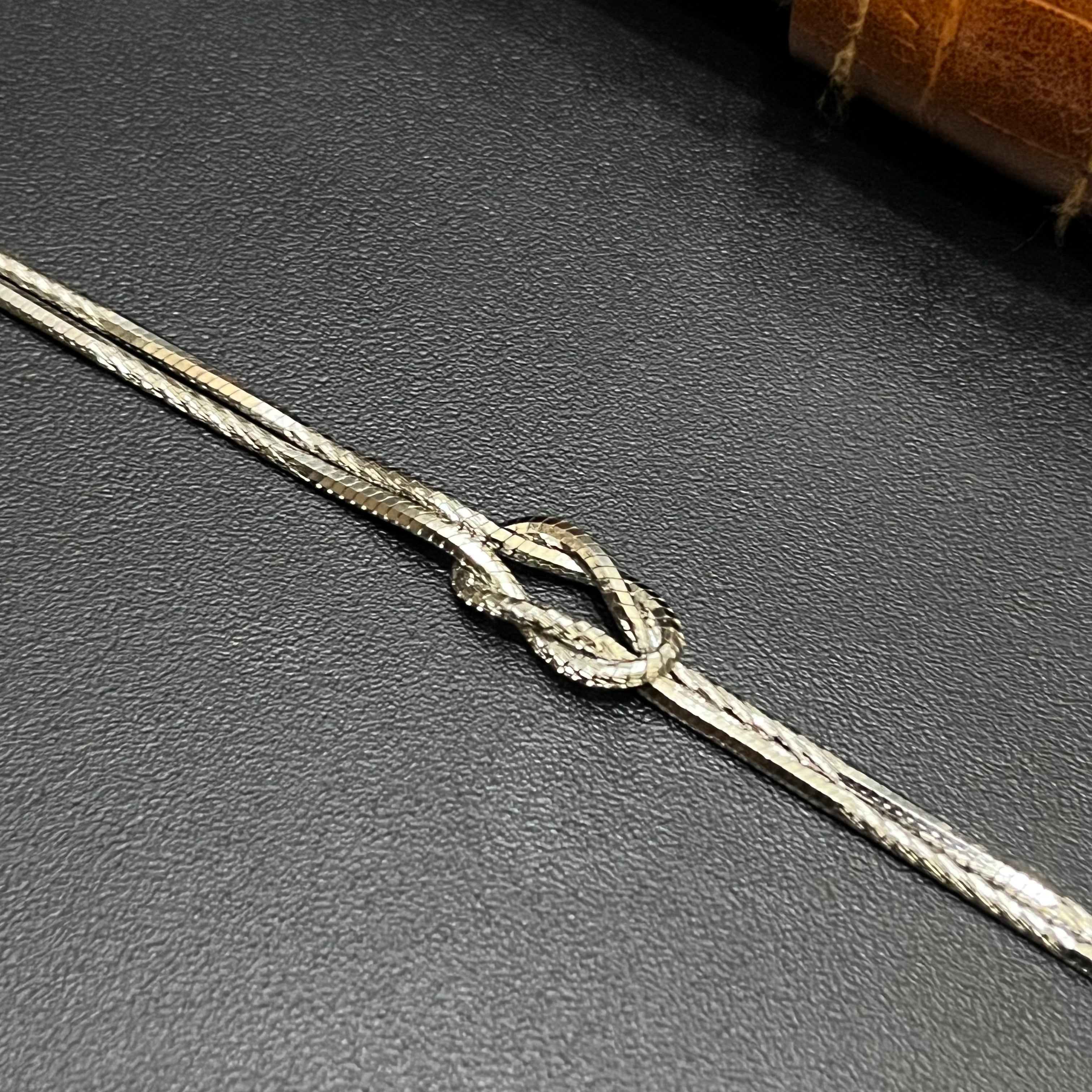 Silver Unisex Bracelet Knot Type 925