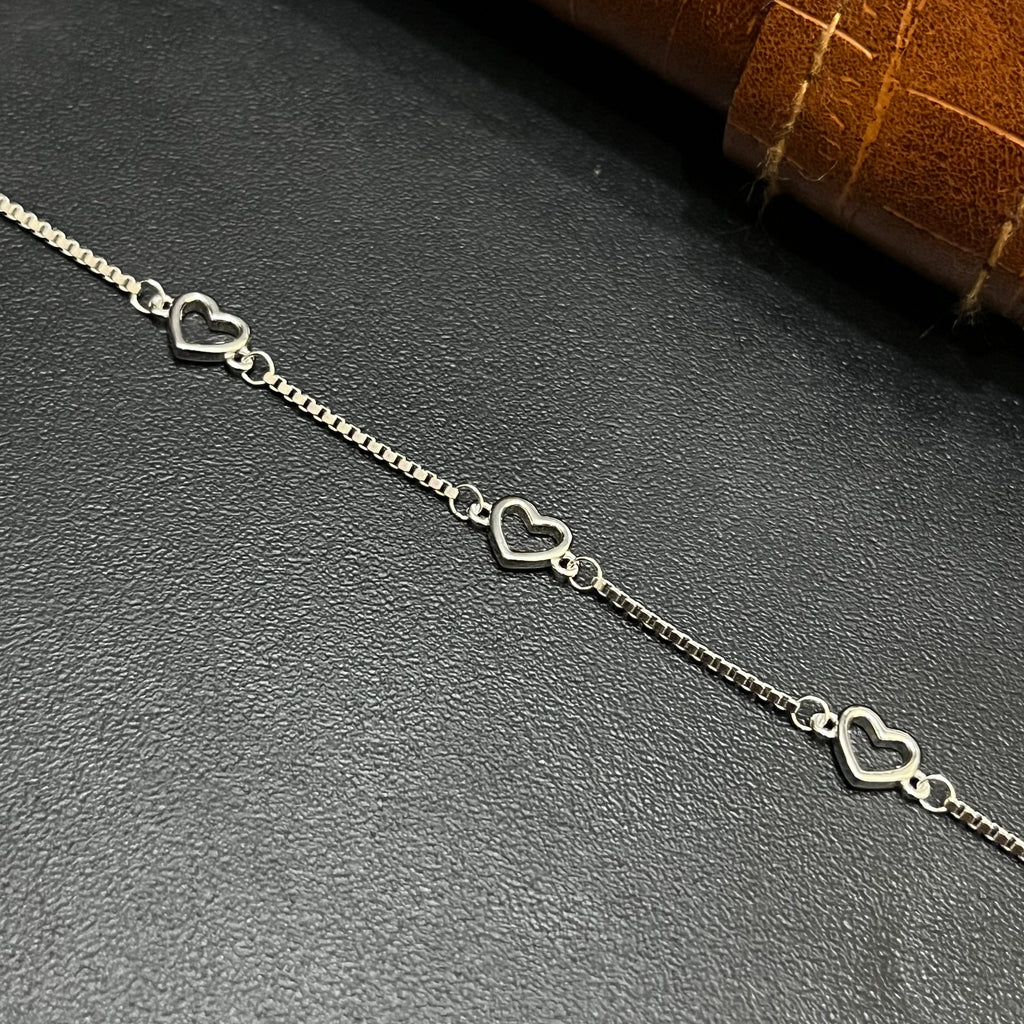 Silver Ladies Bracelet Five Heart Shape 925