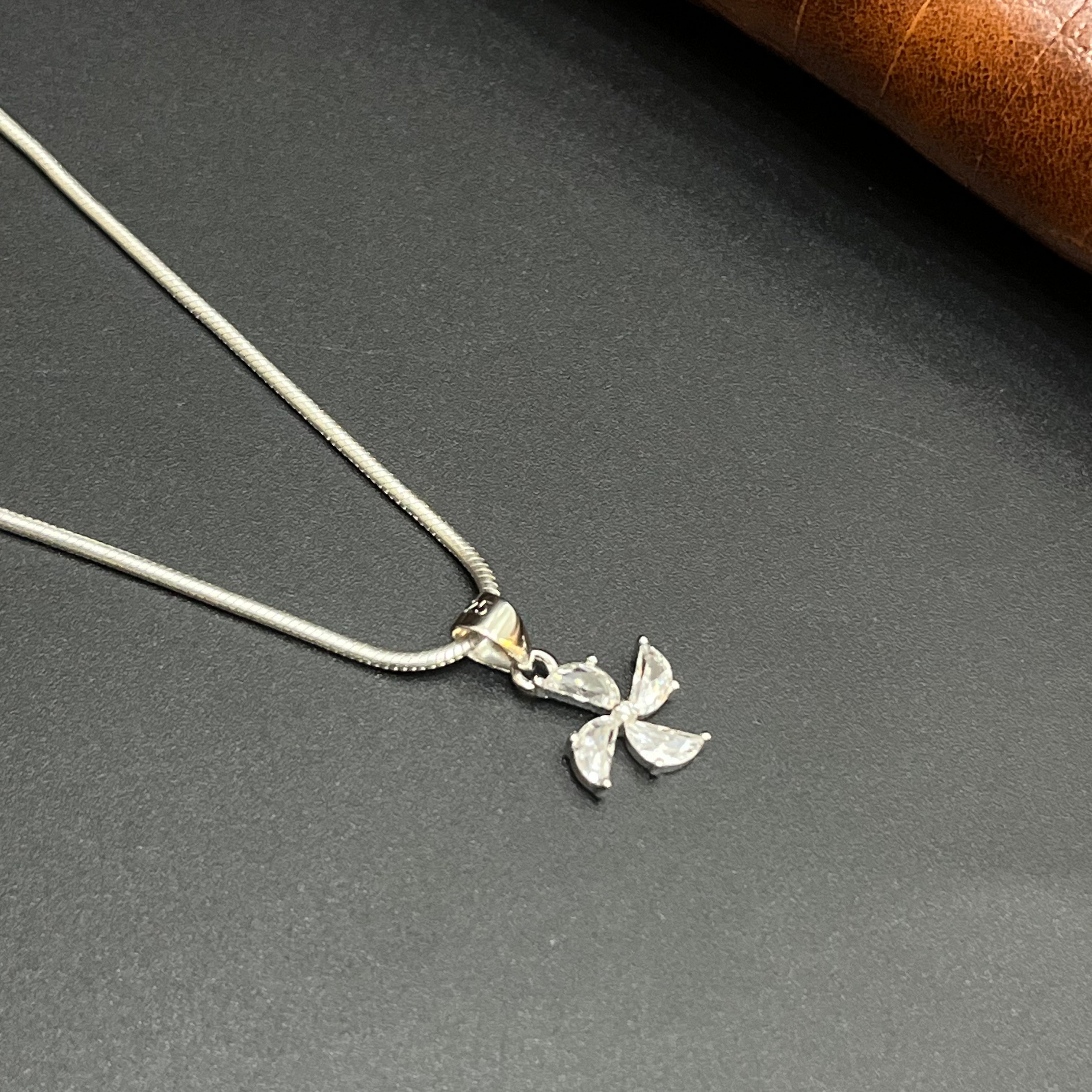 Silver Ladies Pendant Dainty Flower Sparkle 925