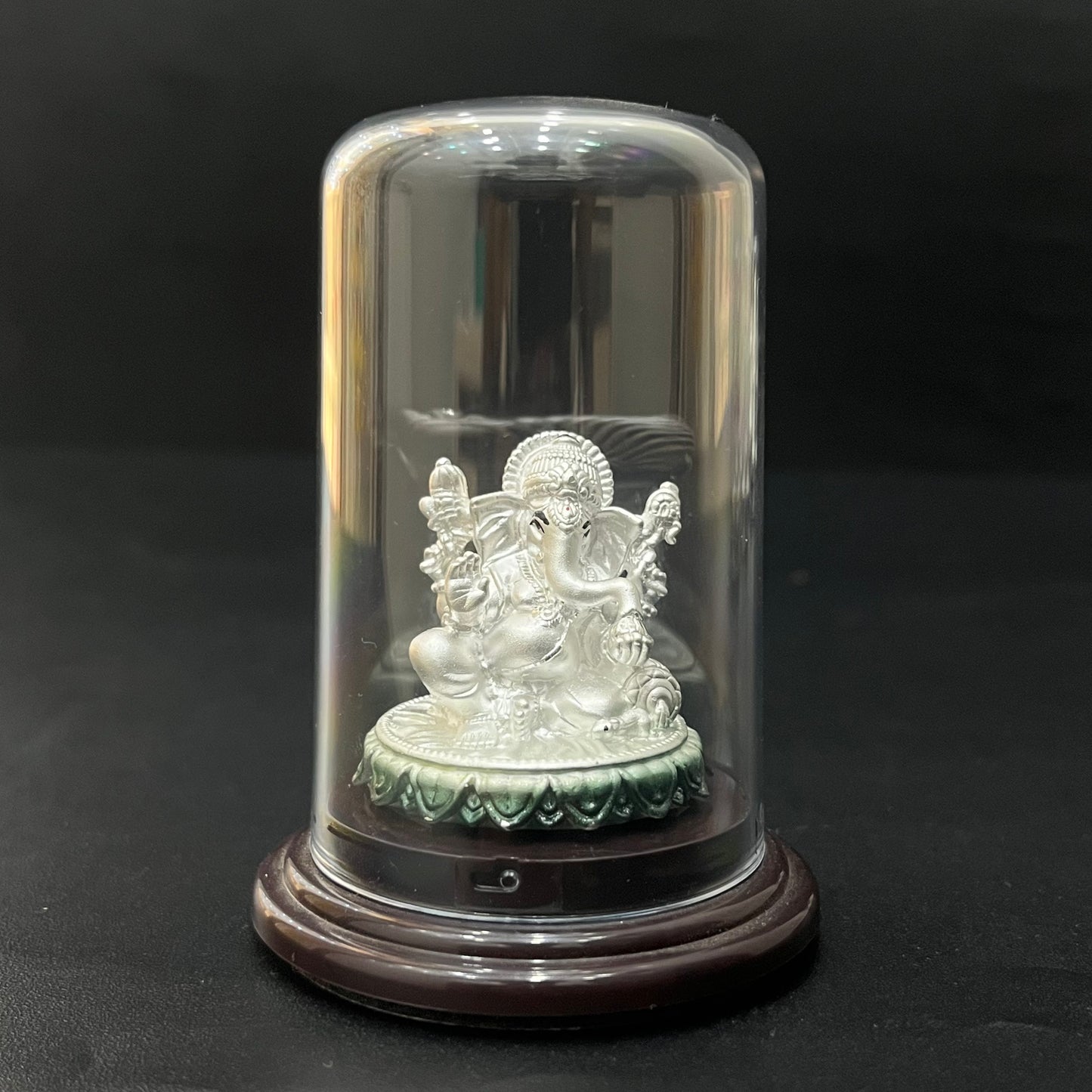 Silver Idol Ganesha Green Sitting