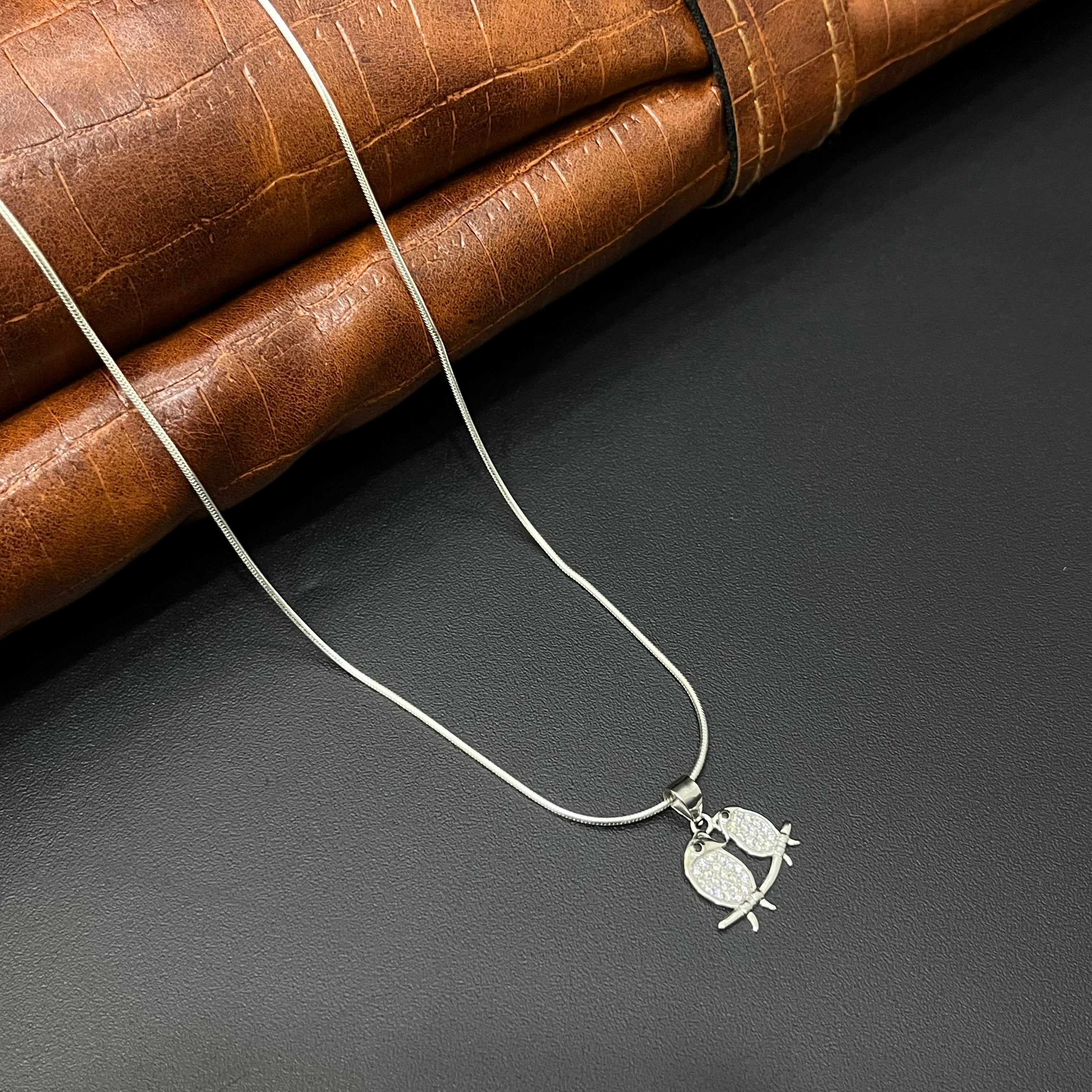 Silver Ladies Chain Love Birds Owl