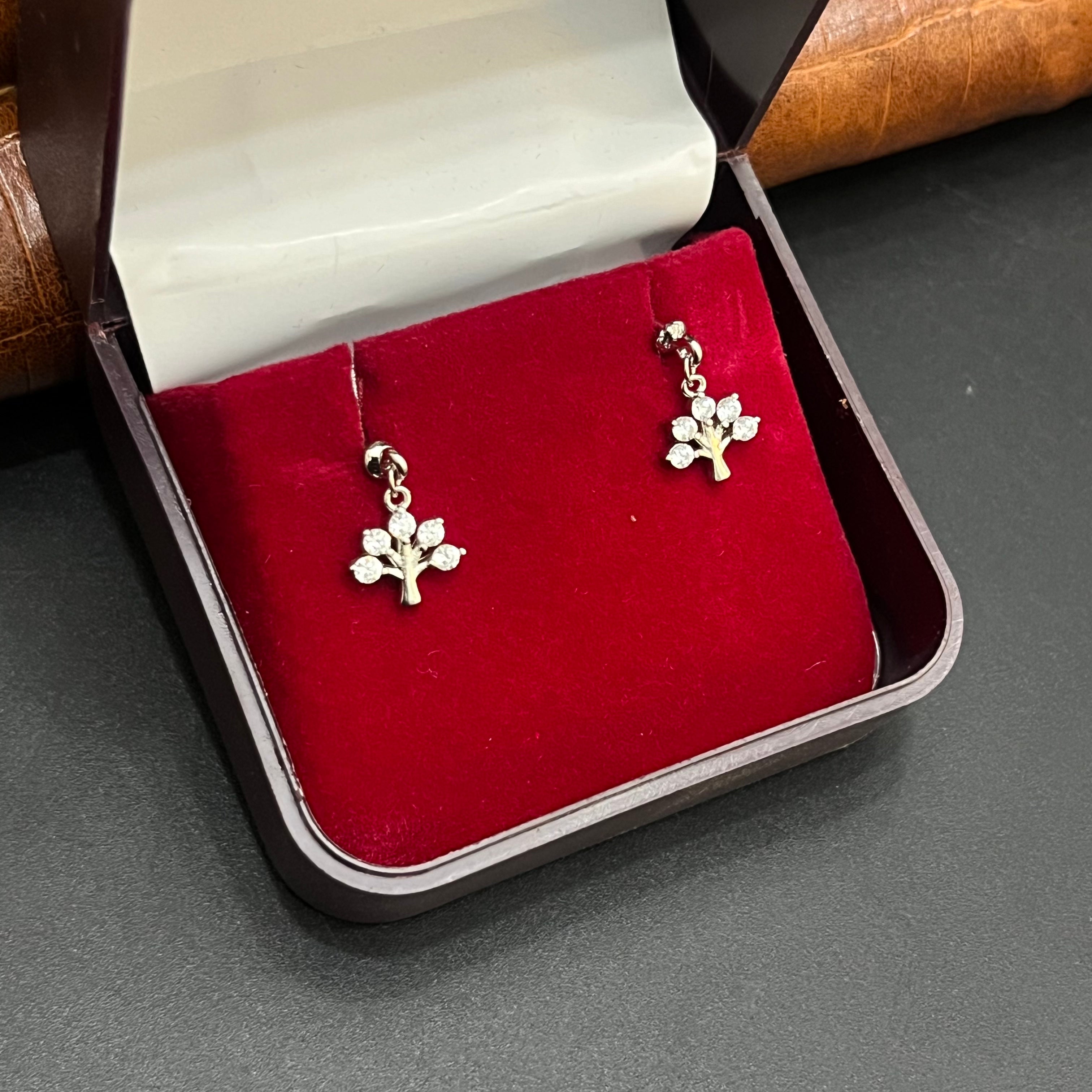 Silver Ladies Bugdi Elegance Tree Crystal 925