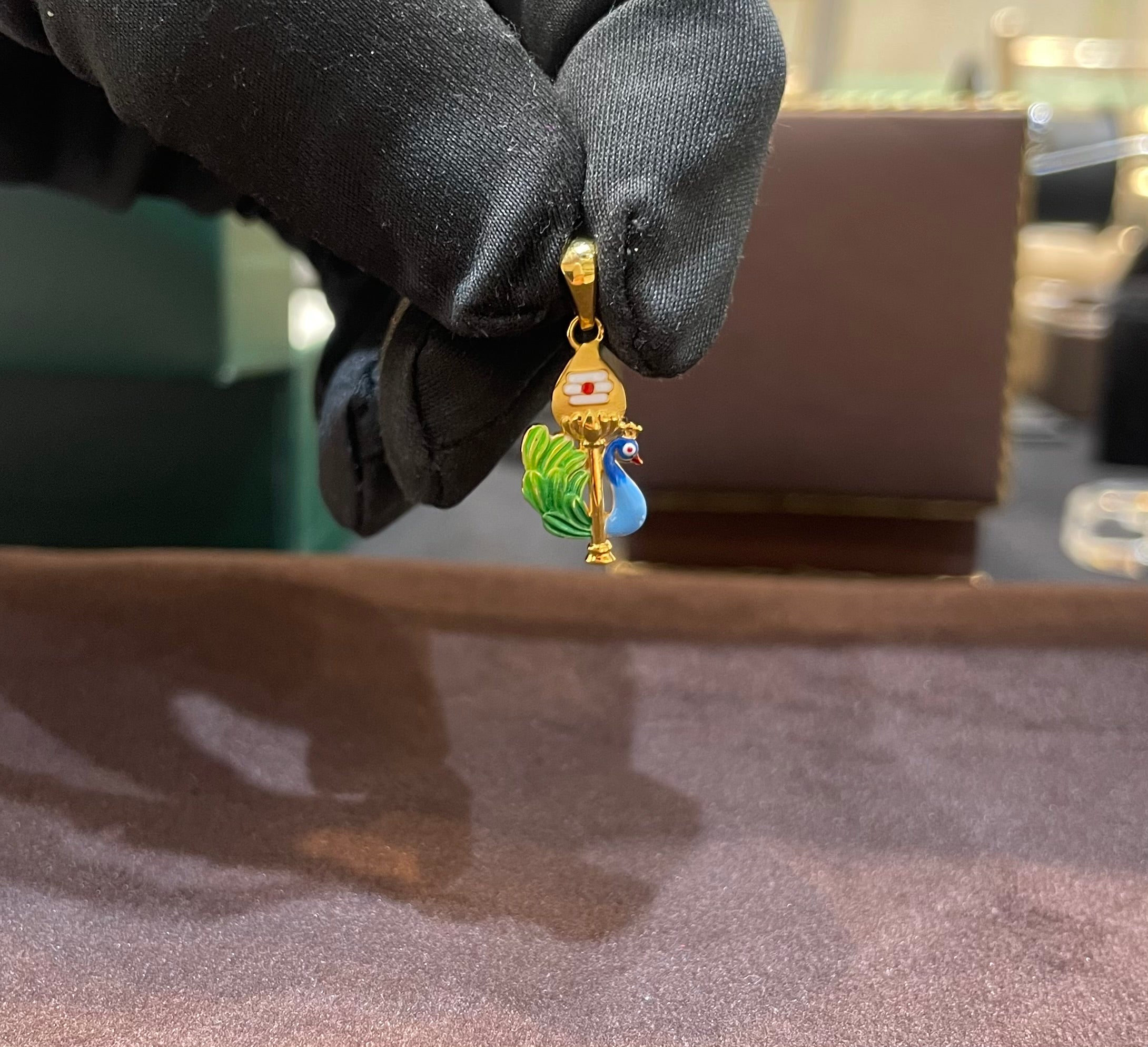 Murugan Vel & Peacock 22k Gold DS 03