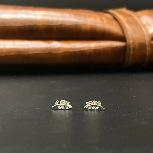 Silver Second Studs Leafs SS